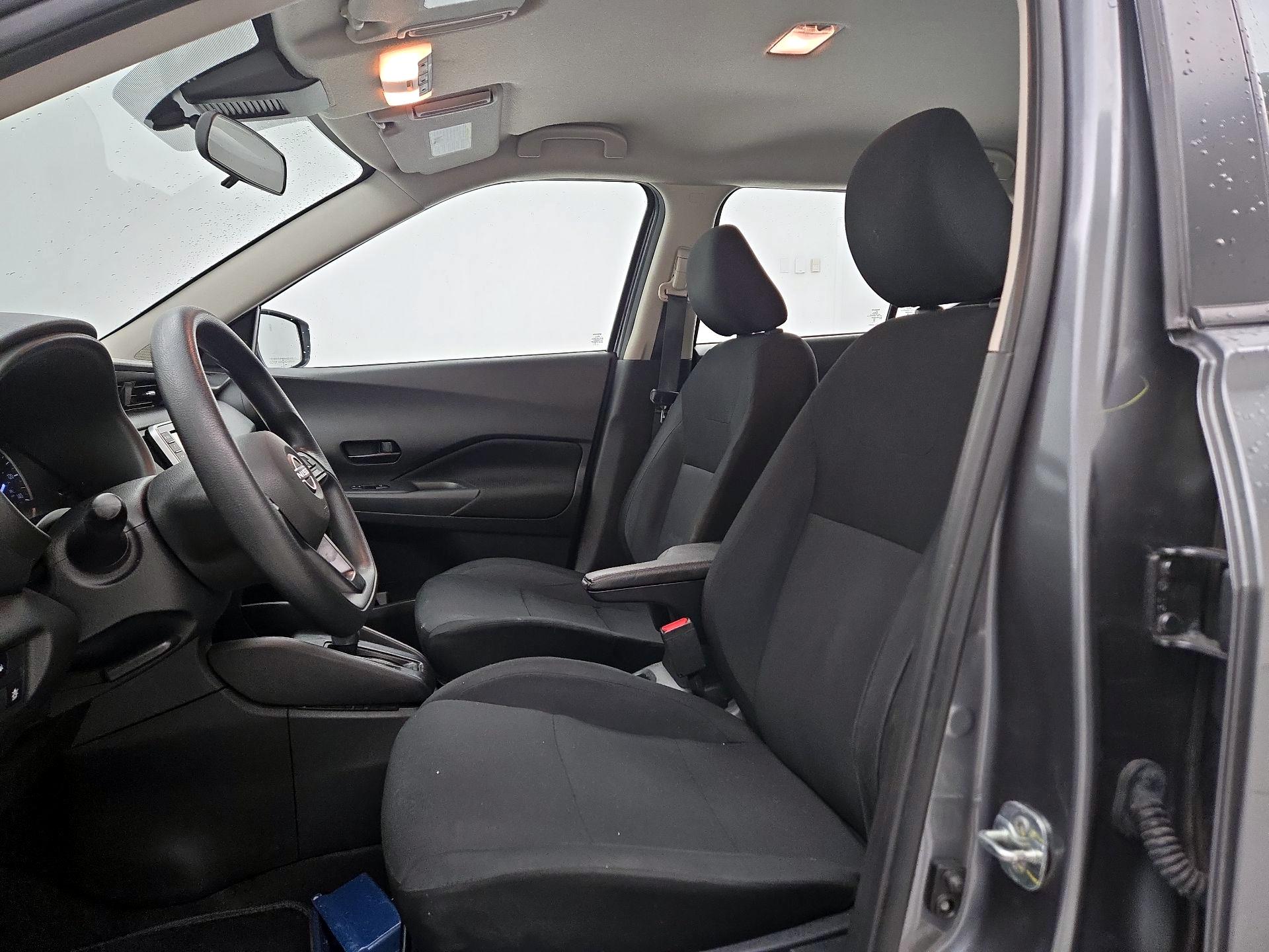 Thumbnail: 2023 Nissan Kicks - 11