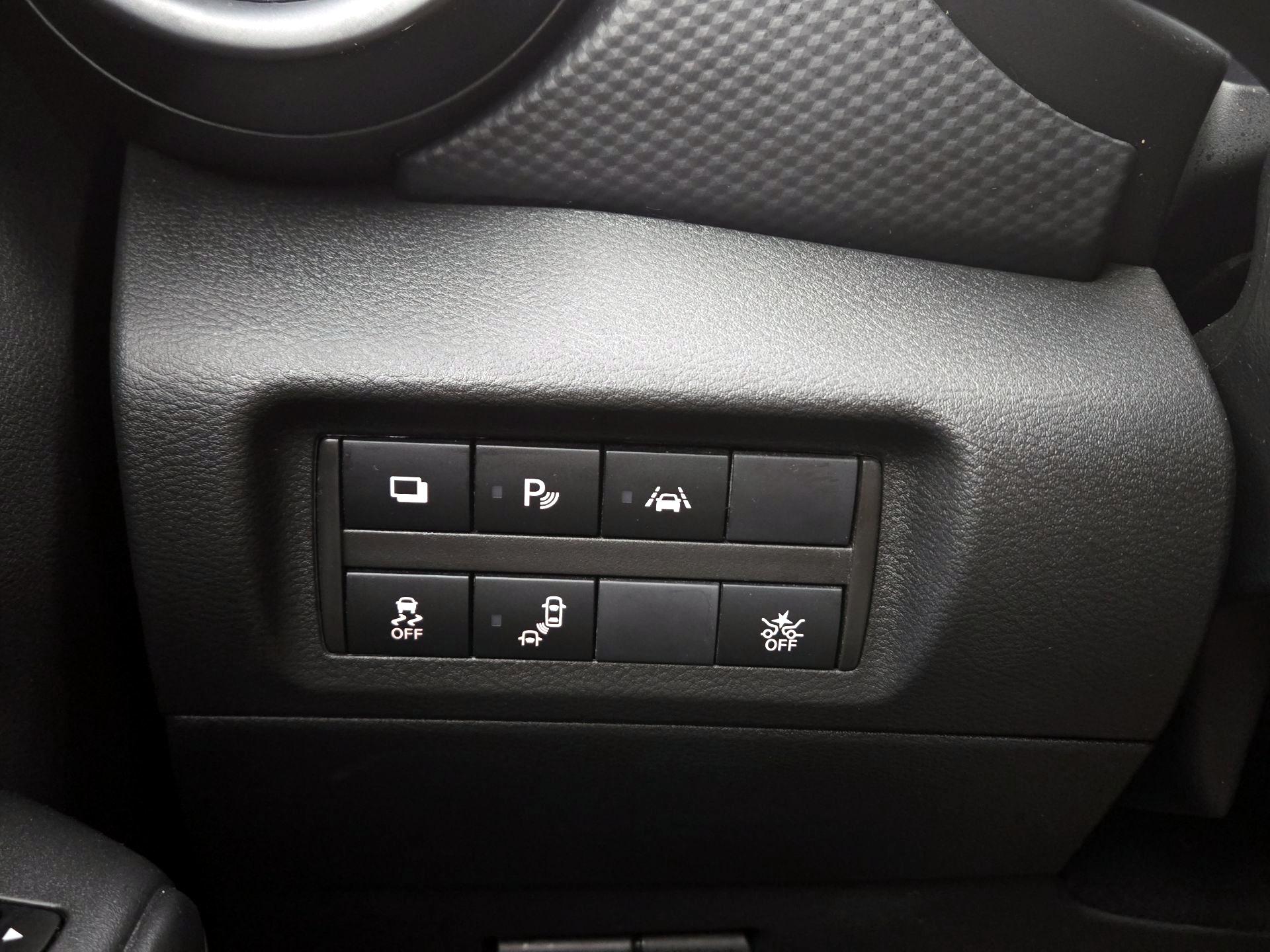 Thumbnail: 2023 Nissan Kicks - 13