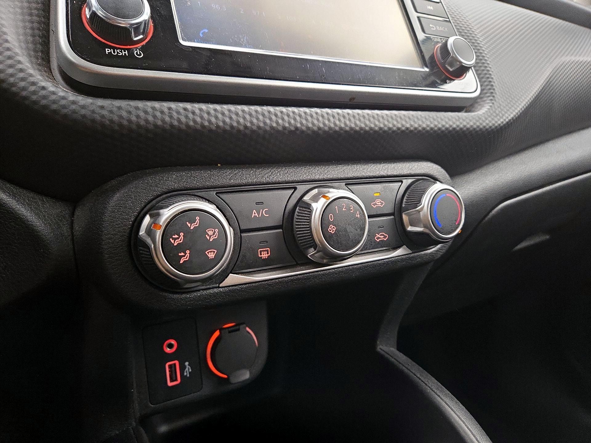 Thumbnail: 2023 Nissan Kicks - 16