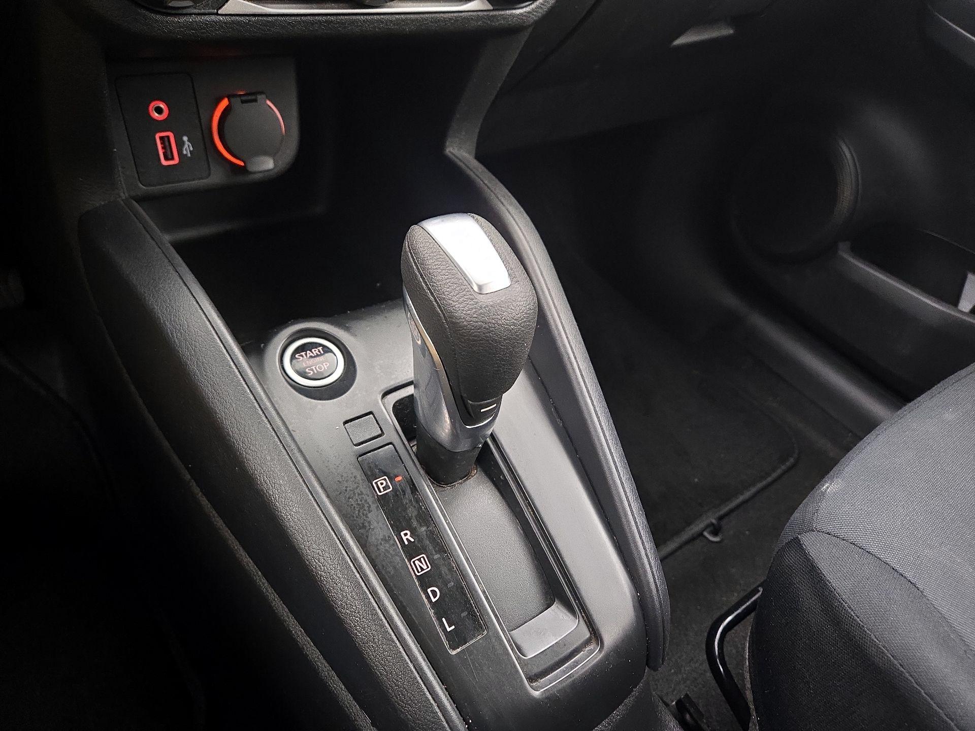 Thumbnail: 2023 Nissan Kicks - 17