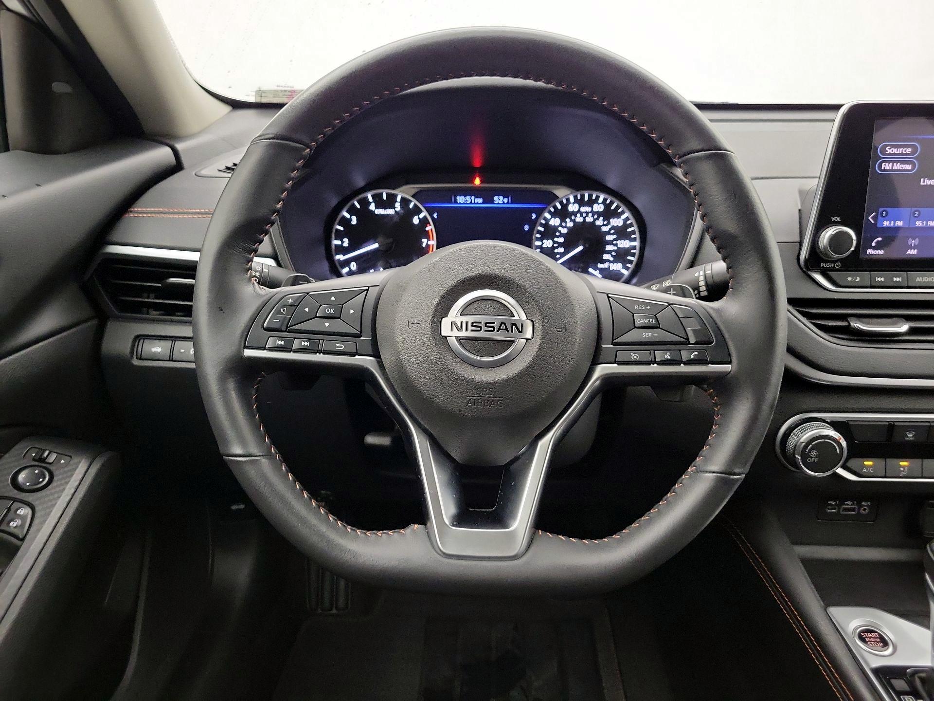 Thumbnail: 2022 Nissan Altima - 10