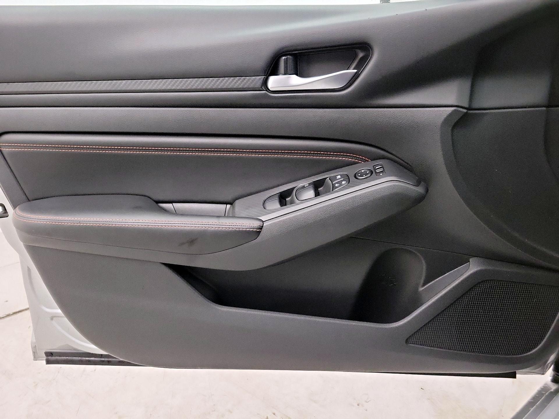 Thumbnail: 2022 Nissan Altima - 12