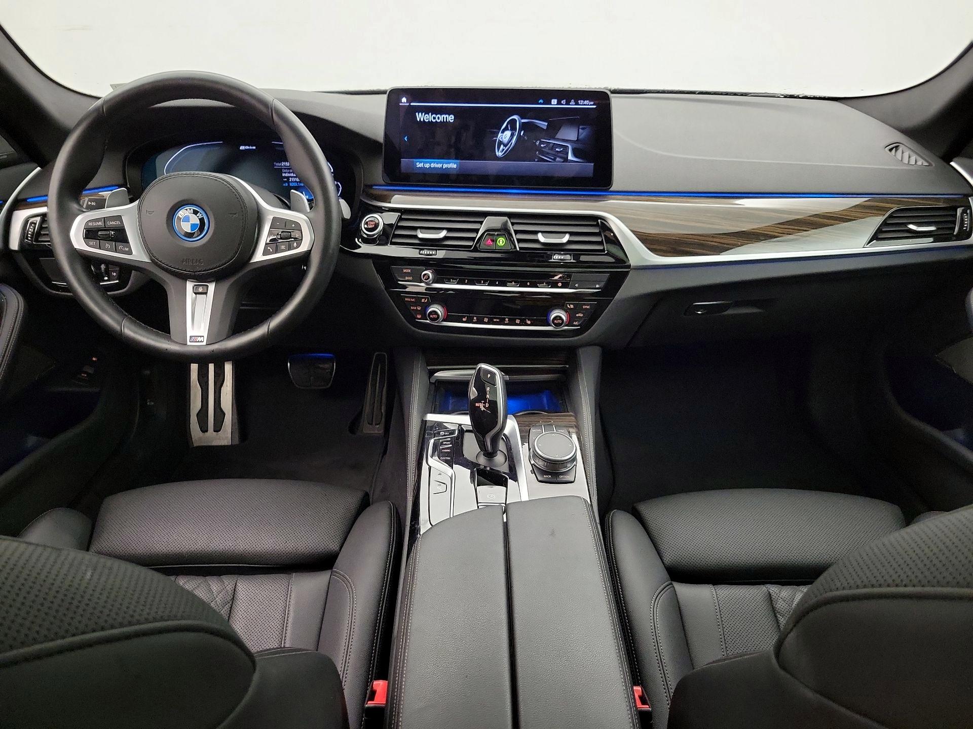 Thumbnail: 2022 BMW 5 Series - 9