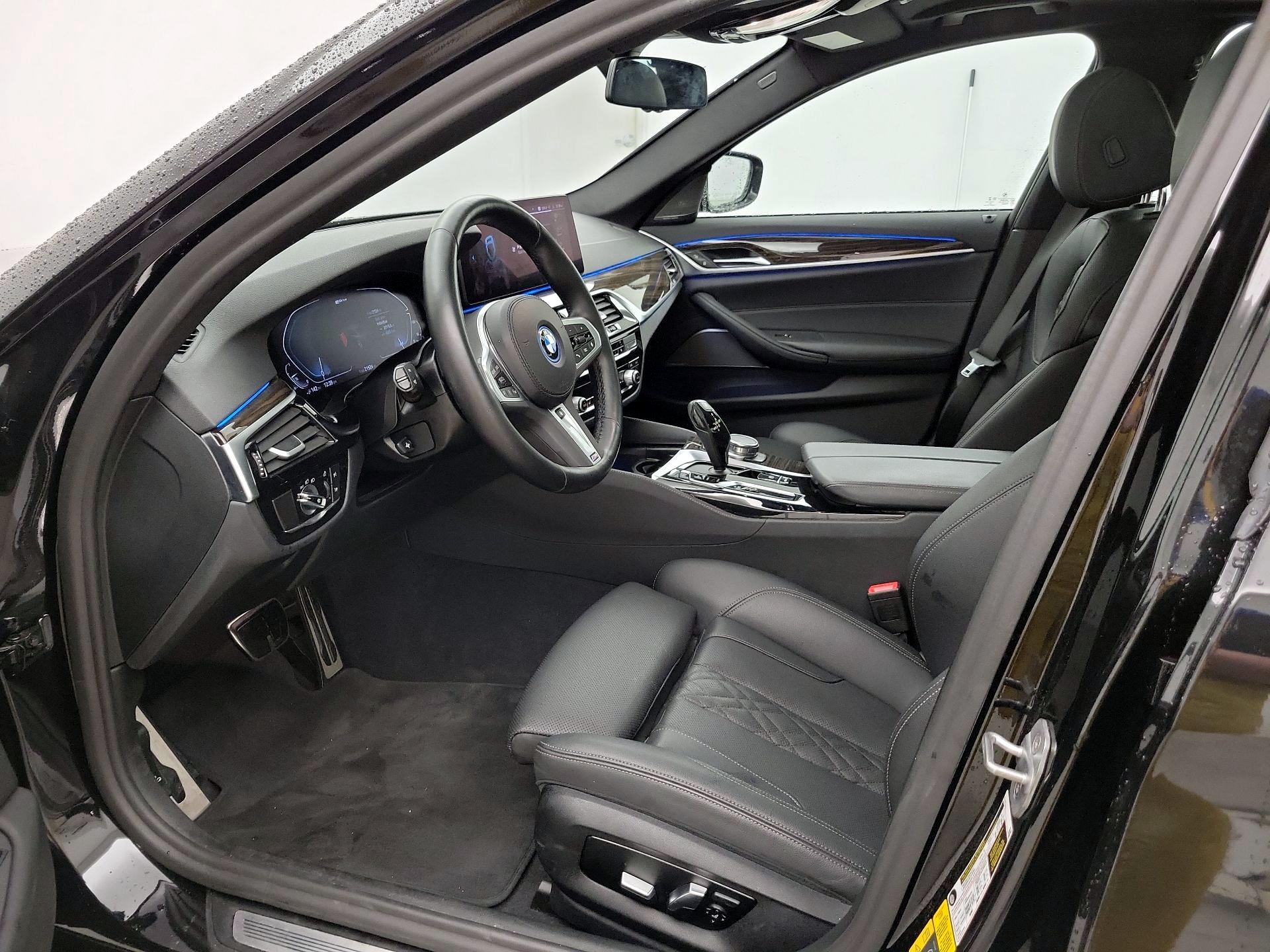 Thumbnail: 2022 BMW 5 Series - 11