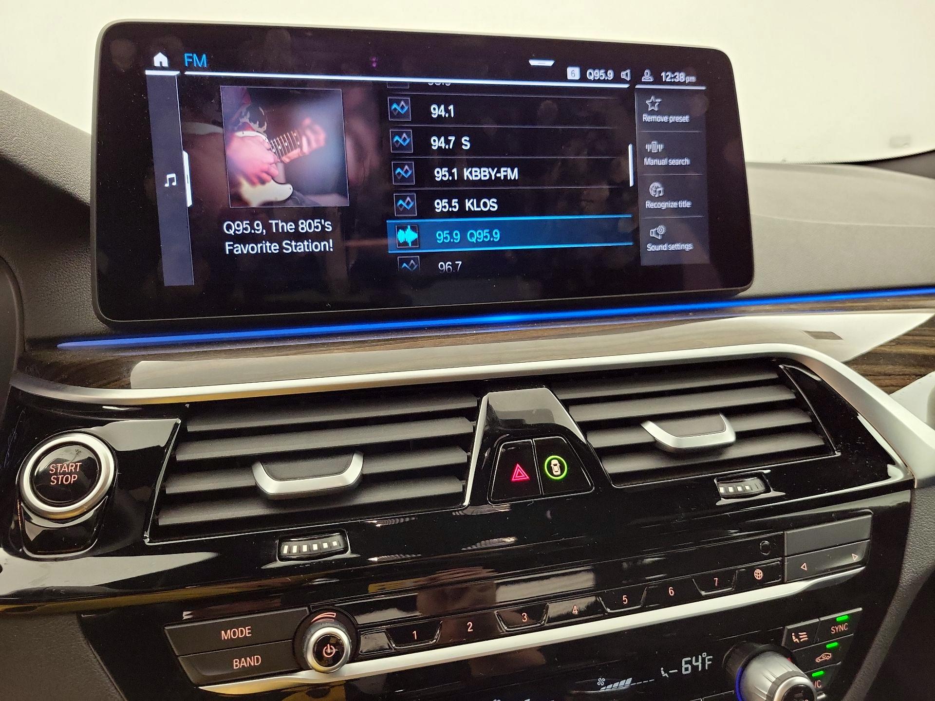 Thumbnail: 2022 BMW 5 Series - 16