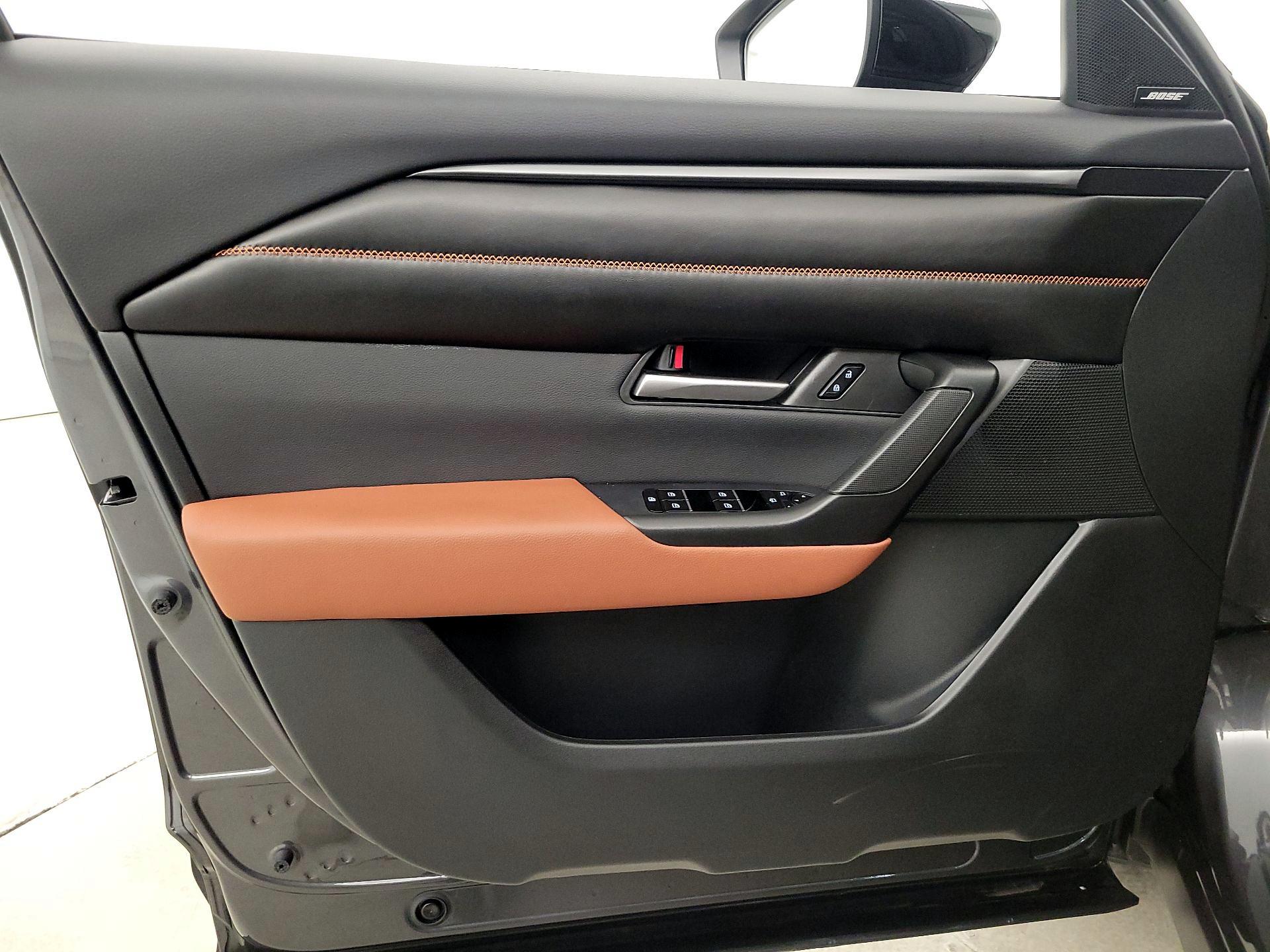 Thumbnail: 2025 Mazda CX-50 - 12