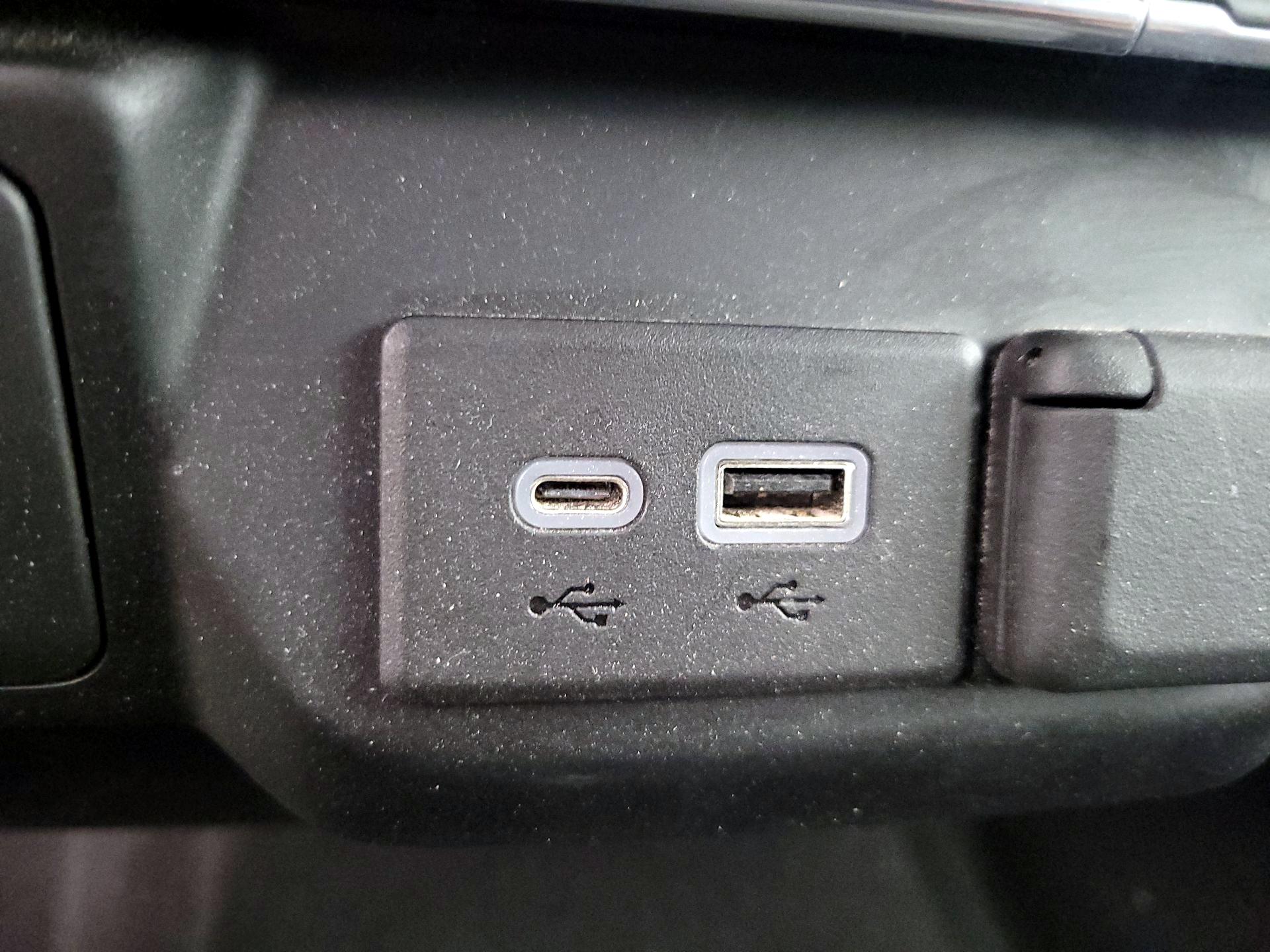 Thumbnail: 2022 Chevrolet Silverado 2500 - 18