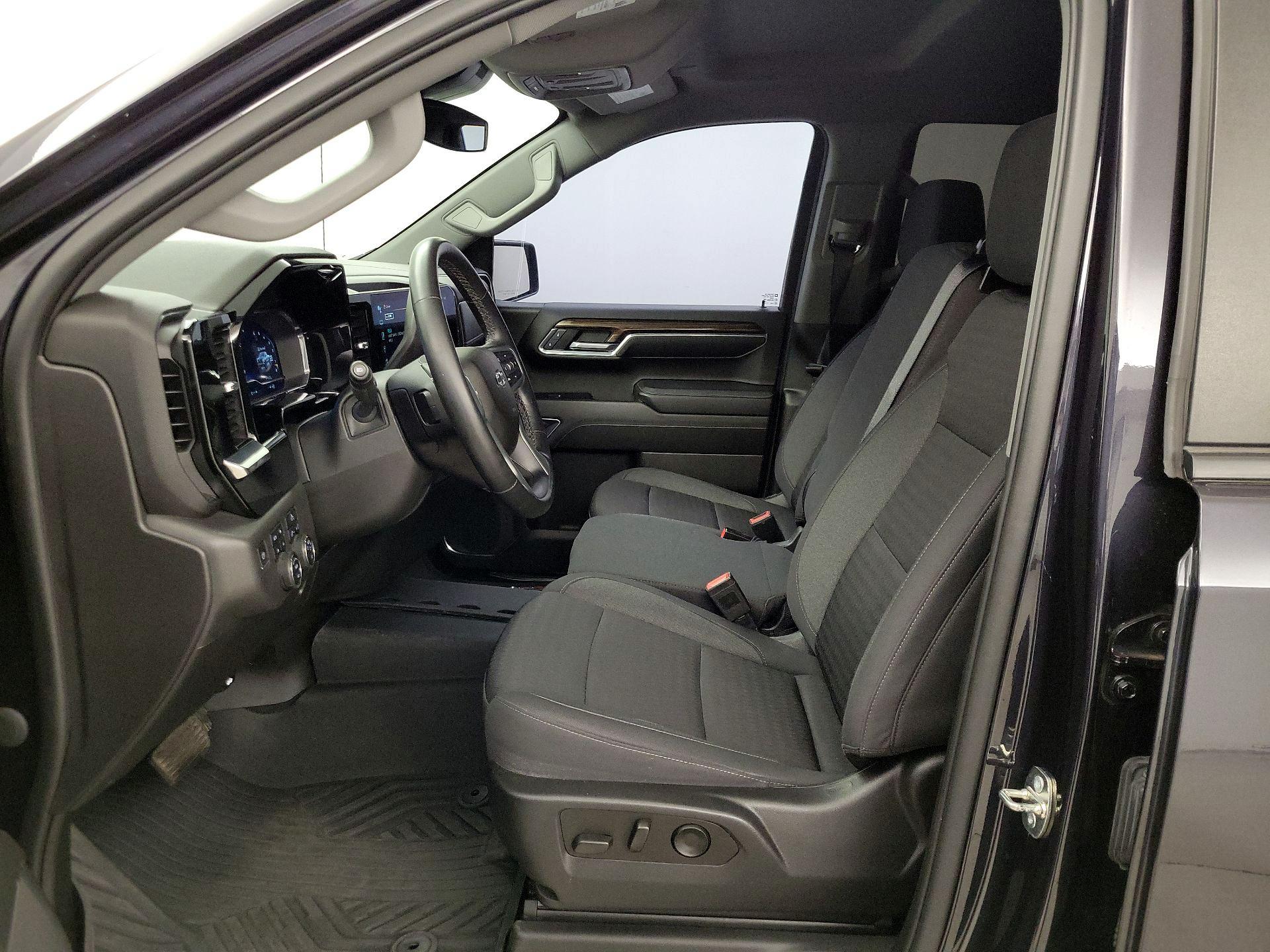 Thumbnail: 2023 Chevrolet Silverado 1500 - 11