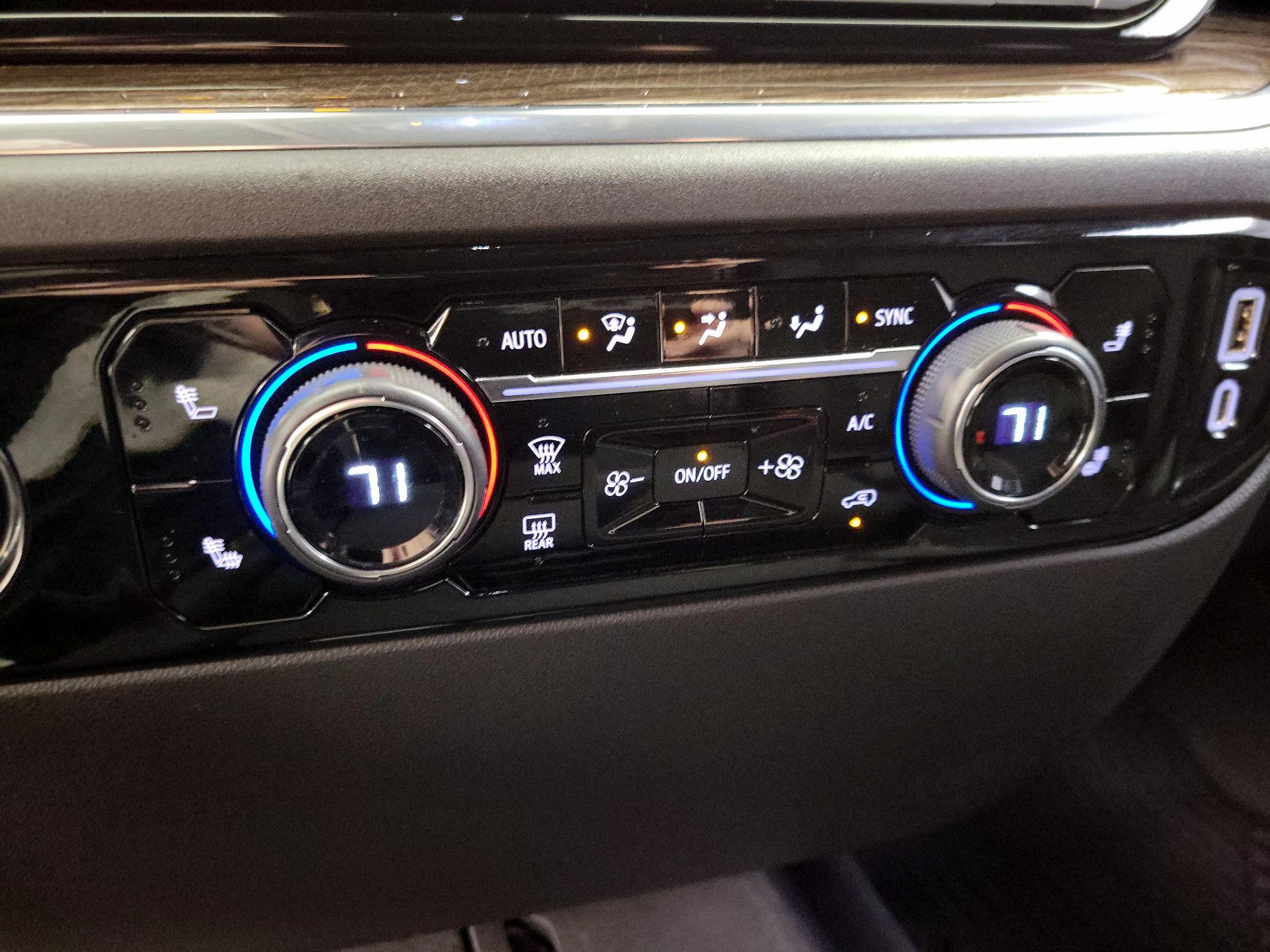 Thumbnail: 2023 Chevrolet Silverado 1500 - 16