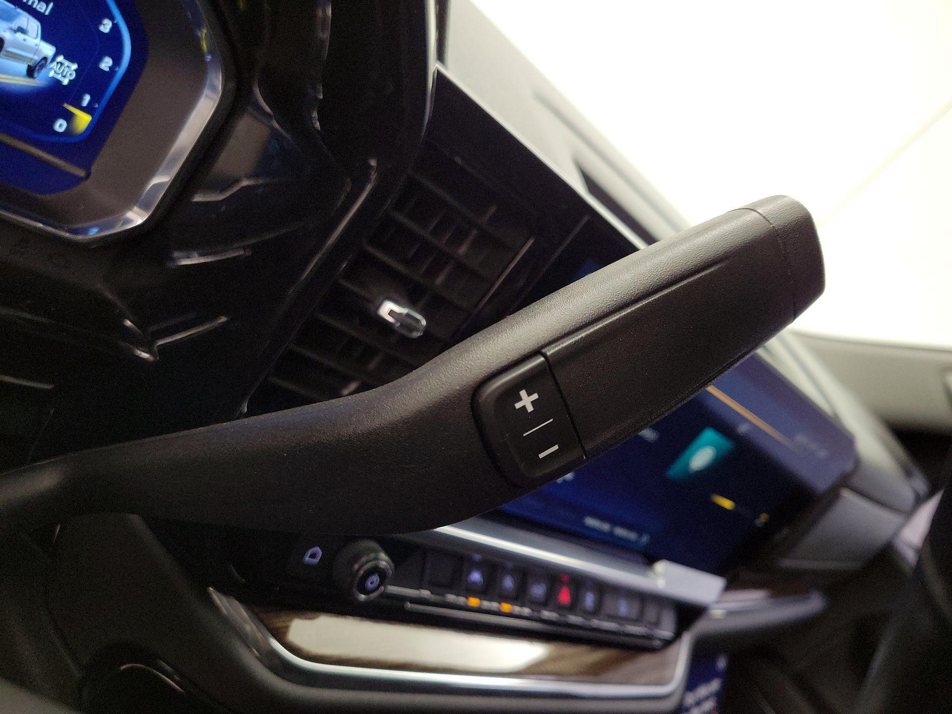 Thumbnail: 2023 Chevrolet Silverado 1500 - 17