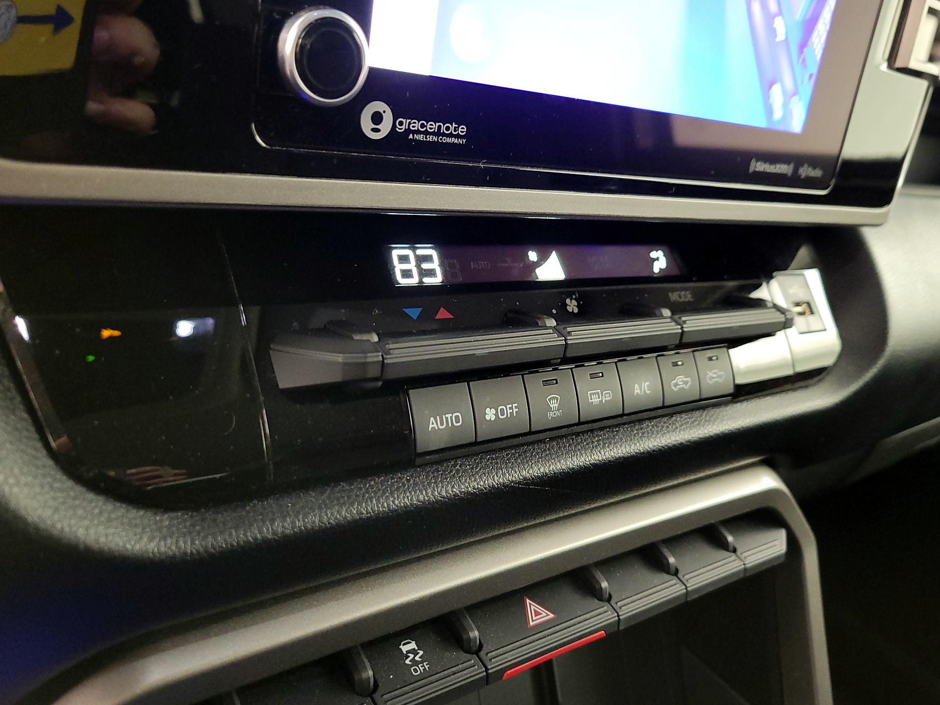 Thumbnail: 2024 Toyota Tundra - 14