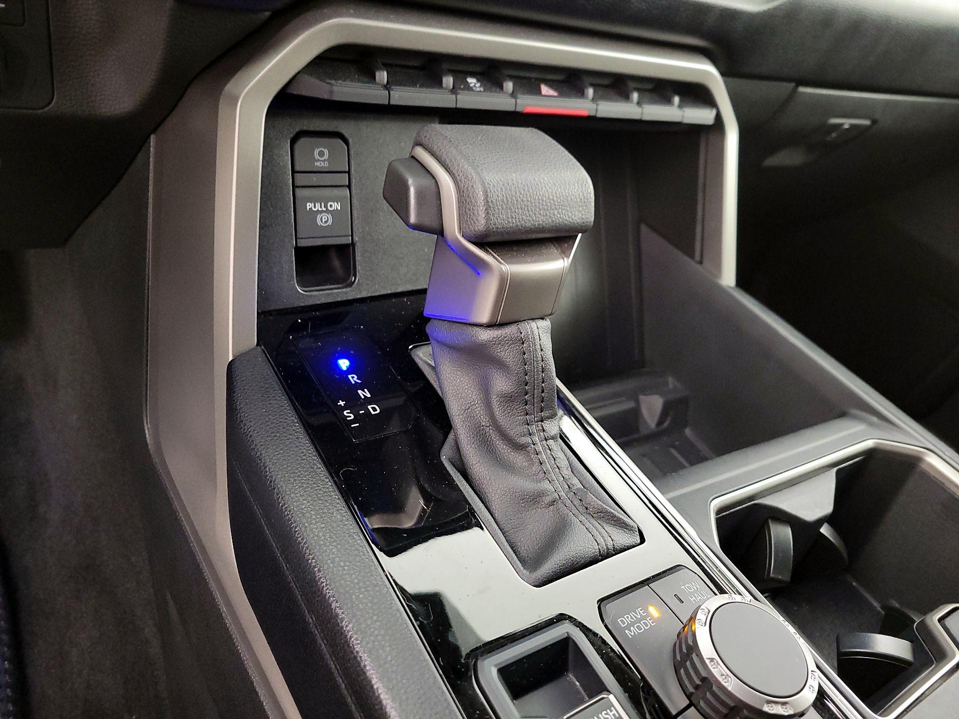 Thumbnail: 2024 Toyota Tundra - 15