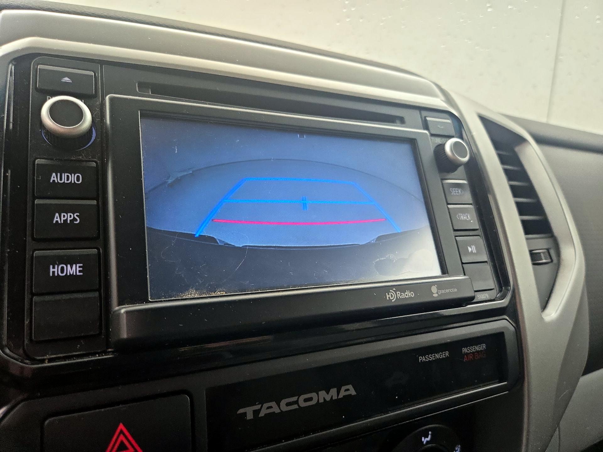 Thumbnail: 2015 Toyota Tacoma - 14