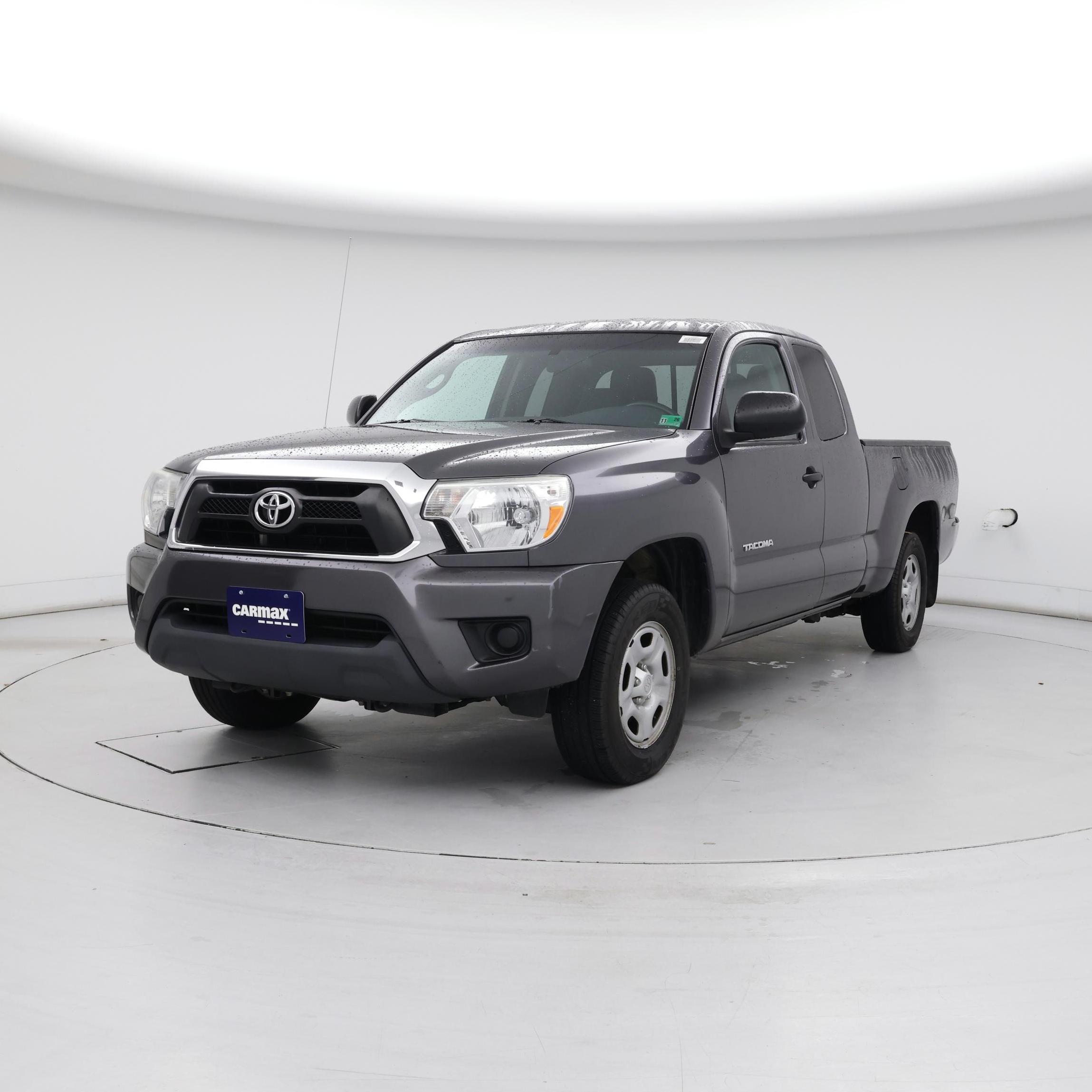 Thumbnail: 2015 Toyota Tacoma - 4