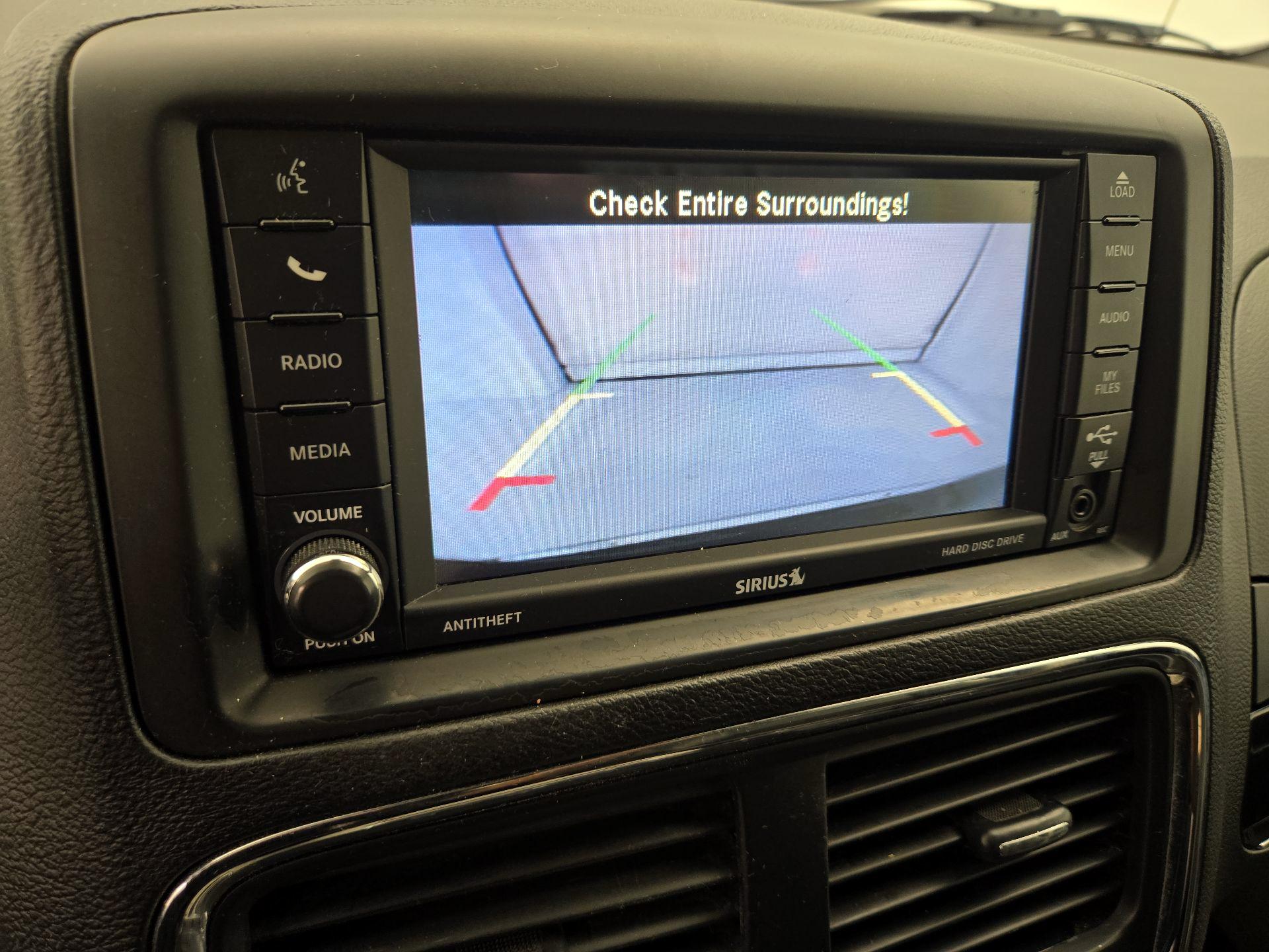 Thumbnail: 2019 Dodge Grand Caravan - 14