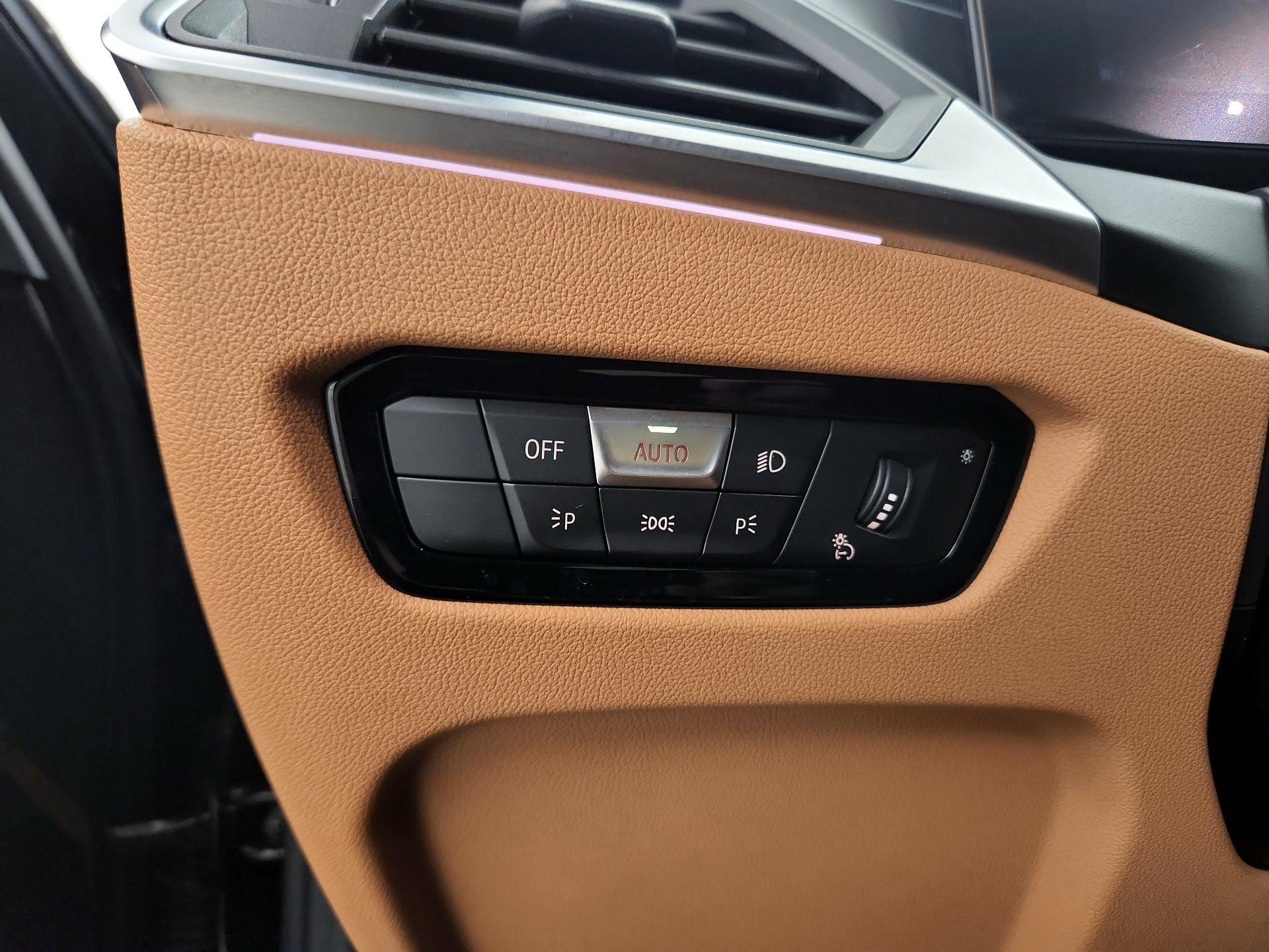 Thumbnail: 2024 BMW 3 Series - 13