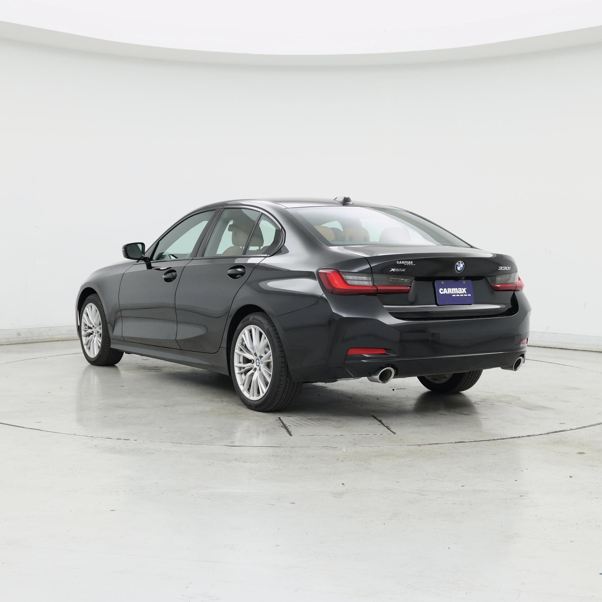 Thumbnail: 2024 BMW 3 Series - 2