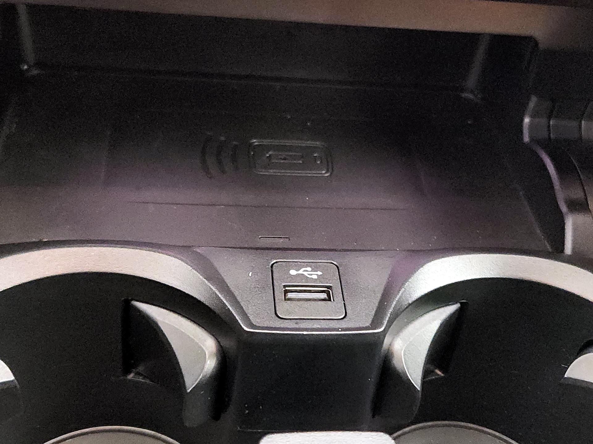 Thumbnail: 2024 BMW 3 Series - 19