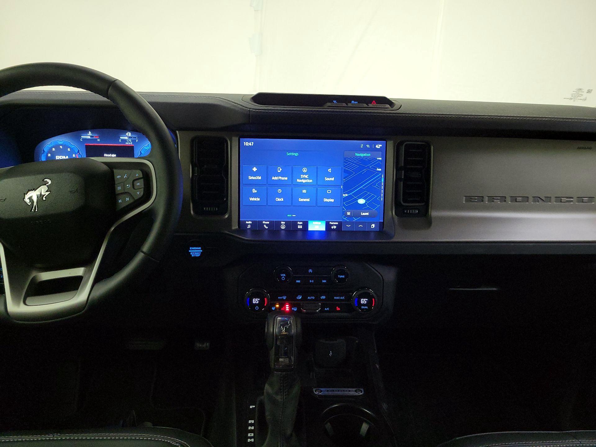 Thumbnail: 2025 Ford Bronco - 9