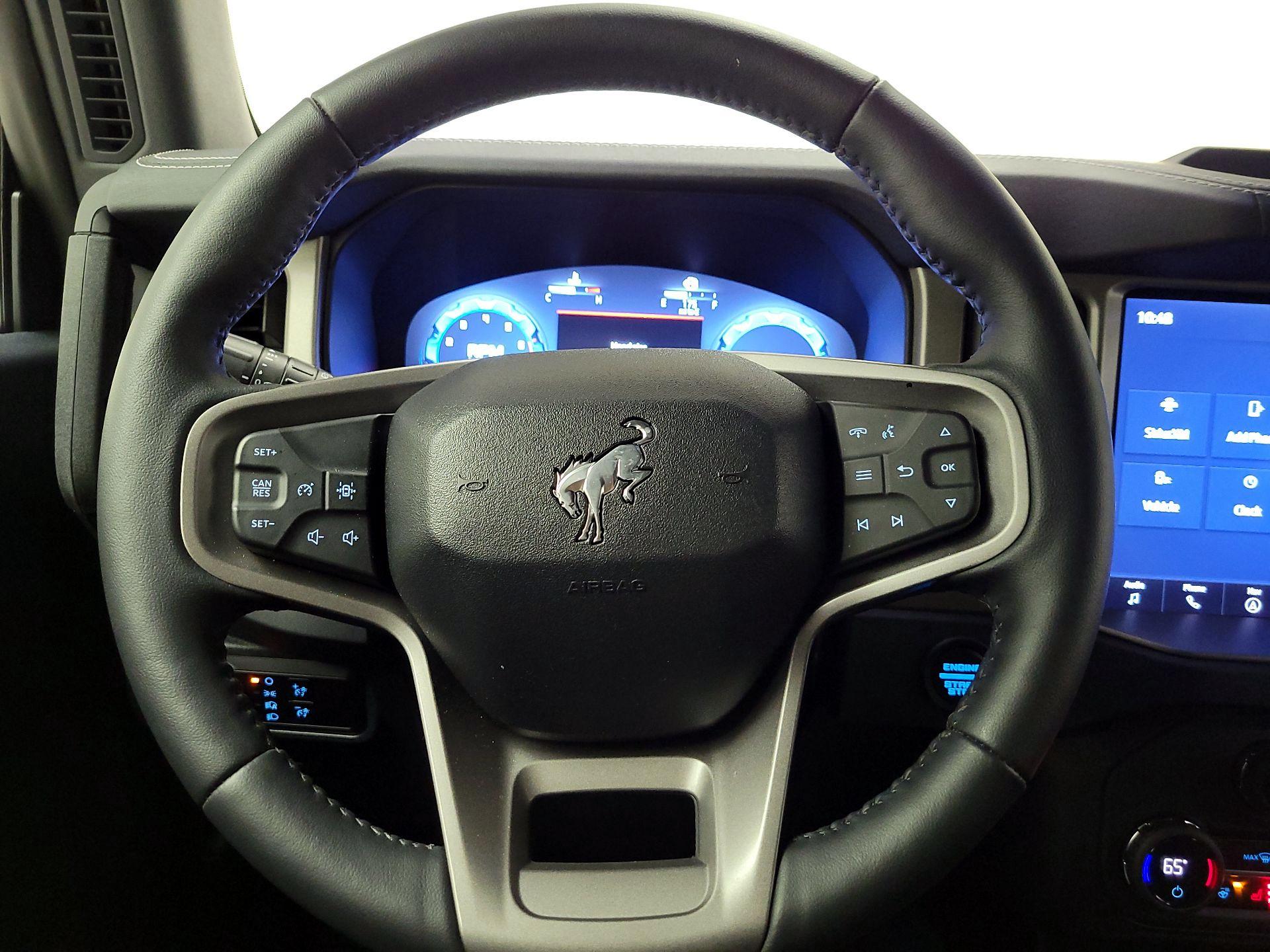 Thumbnail: 2025 Ford Bronco - 10