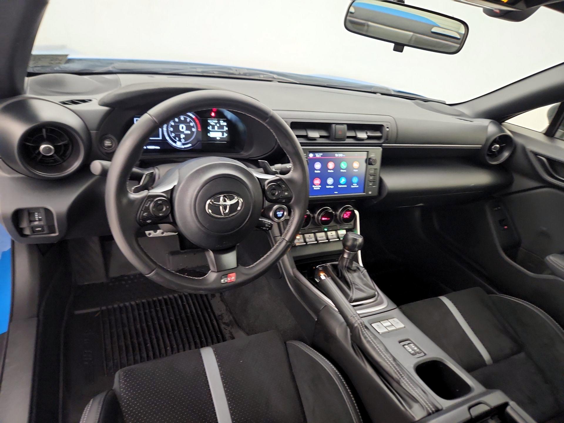 Thumbnail: 2023 Toyota GR86 - 9