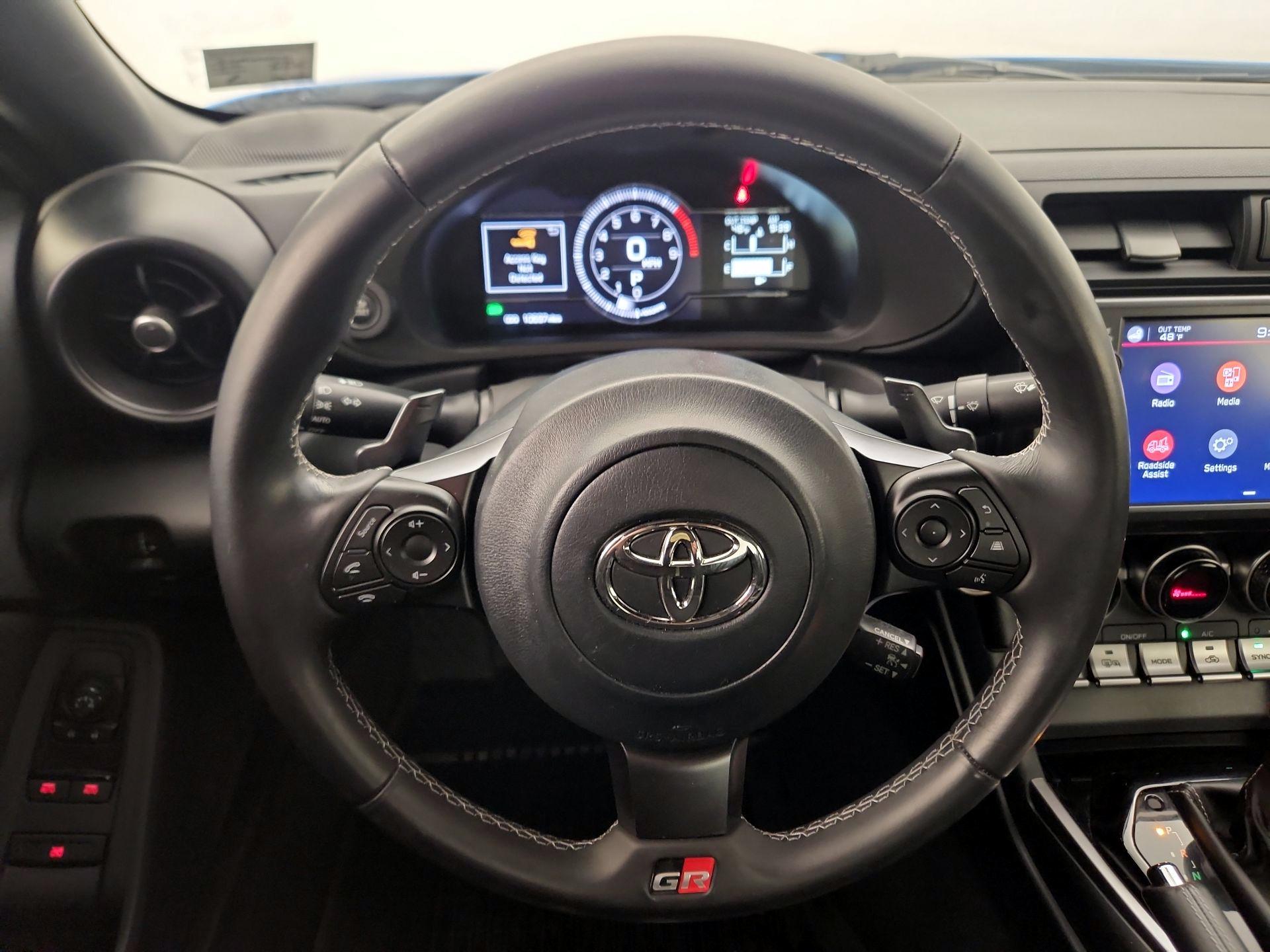 Thumbnail: 2023 Toyota GR86 - 10