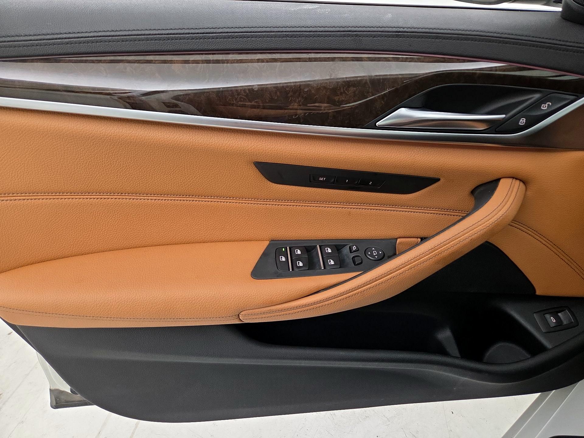 Thumbnail: 2018 BMW 5 Series - 12