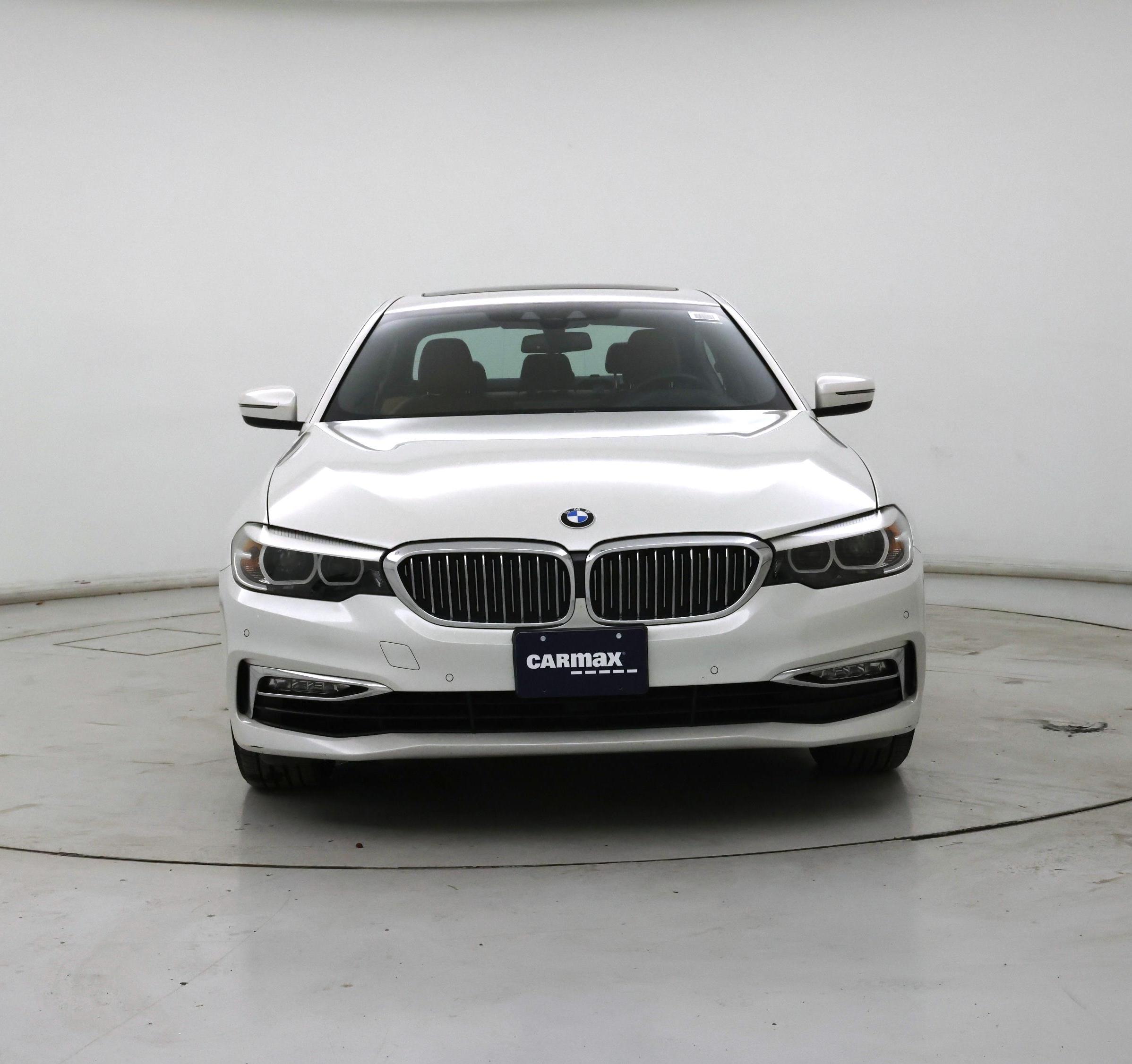 Thumbnail: 2018 BMW 5 Series - 5