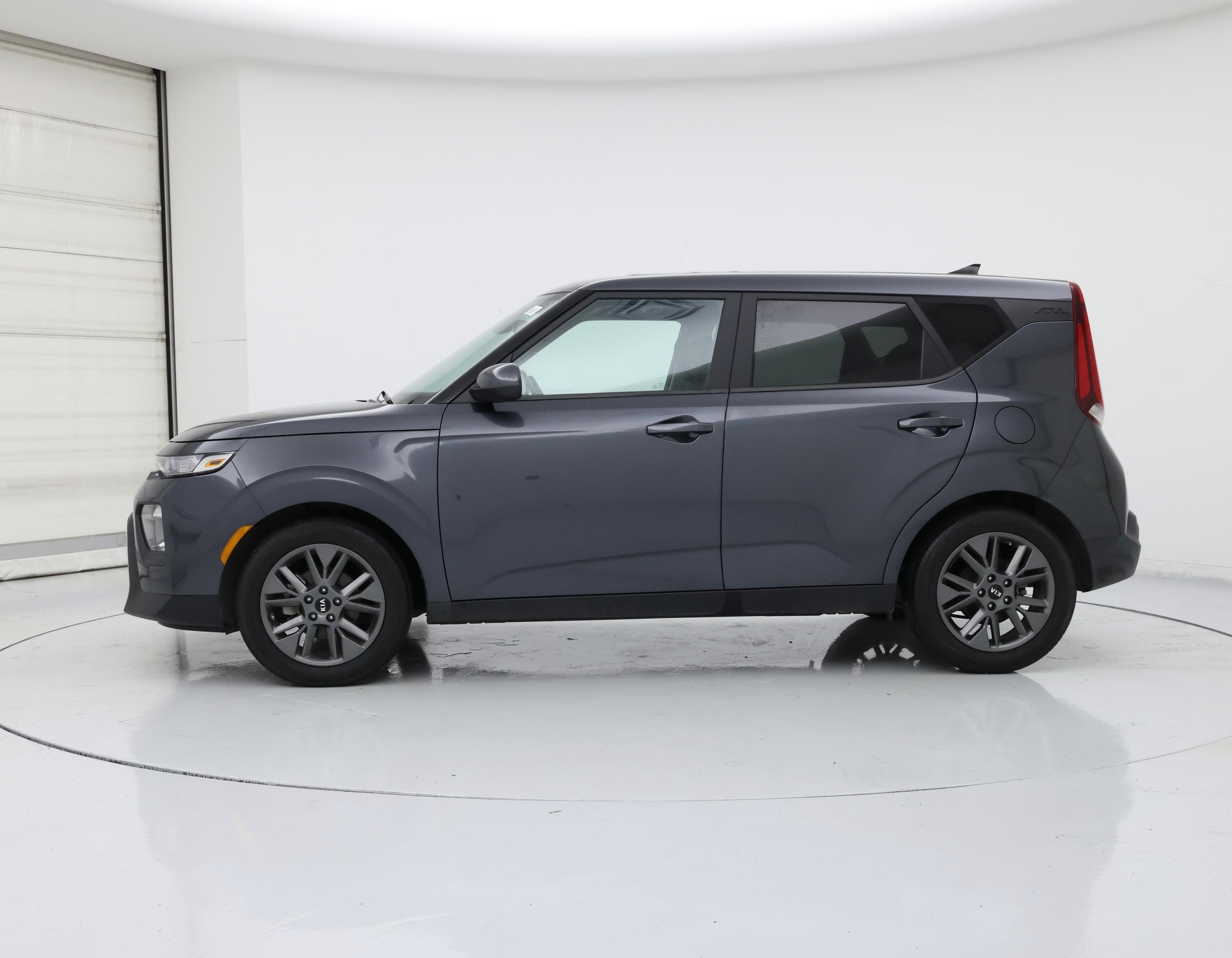 Thumbnail: 2021 Kia Soul - 3