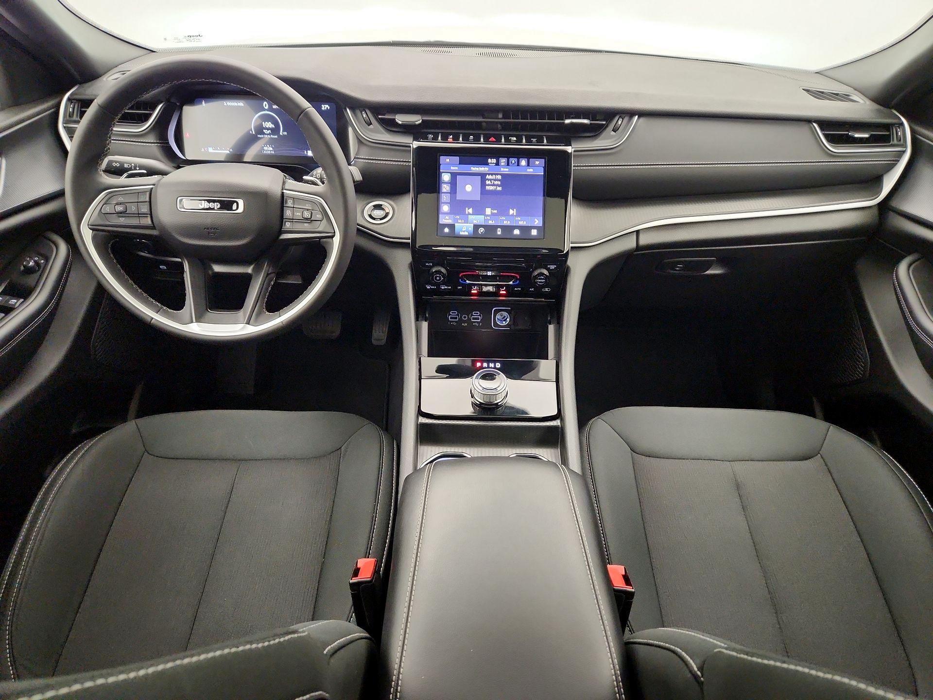 Thumbnail: 2024 Jeep Grand Cherokee - 9