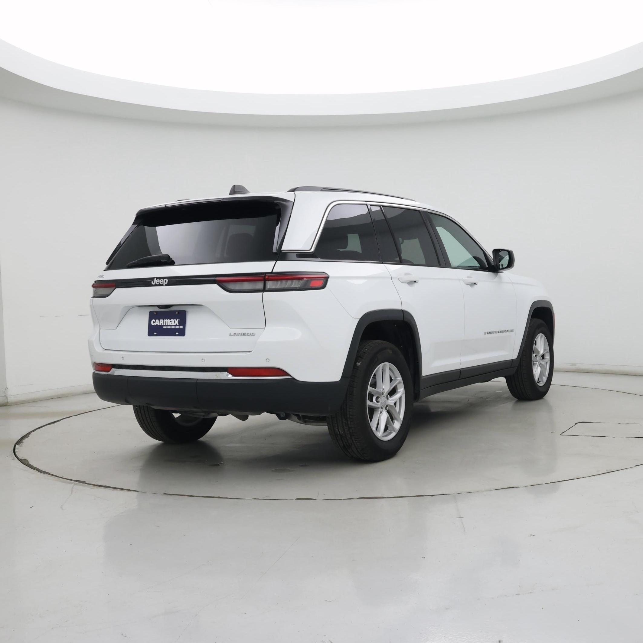 Thumbnail: 2024 Jeep Grand Cherokee - 8