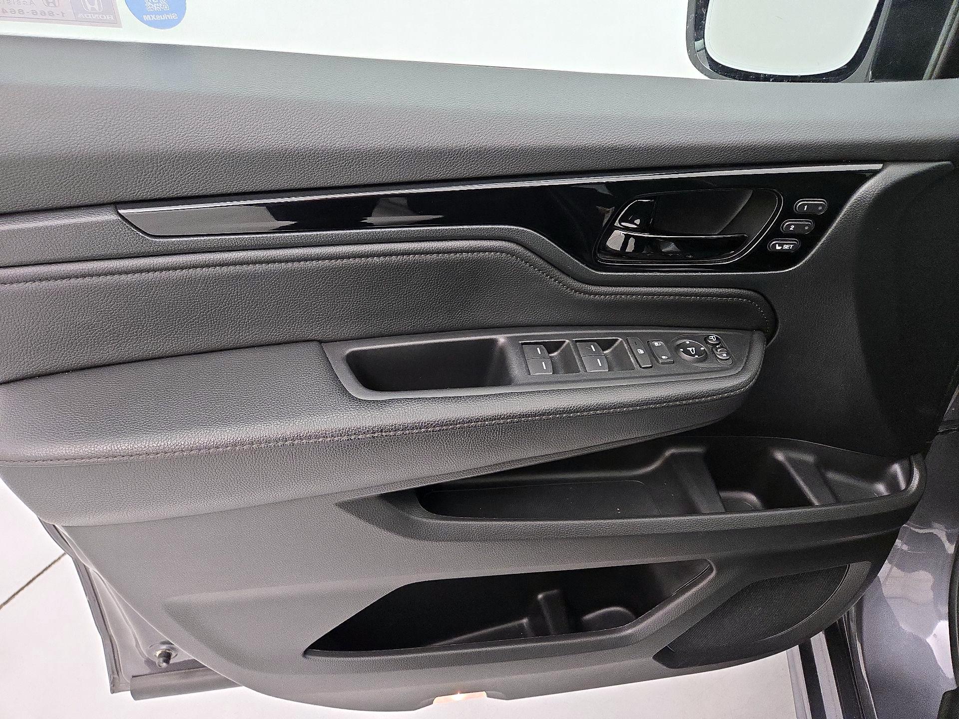 Thumbnail: 2022 Honda Odyssey - 12