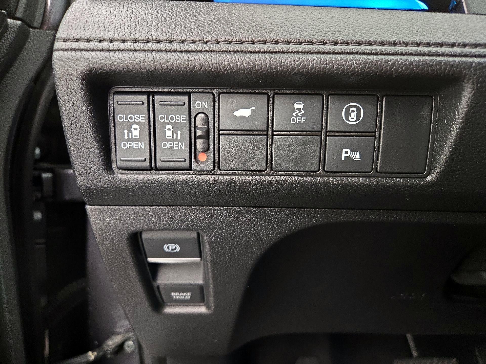 Thumbnail: 2022 Honda Odyssey - 13