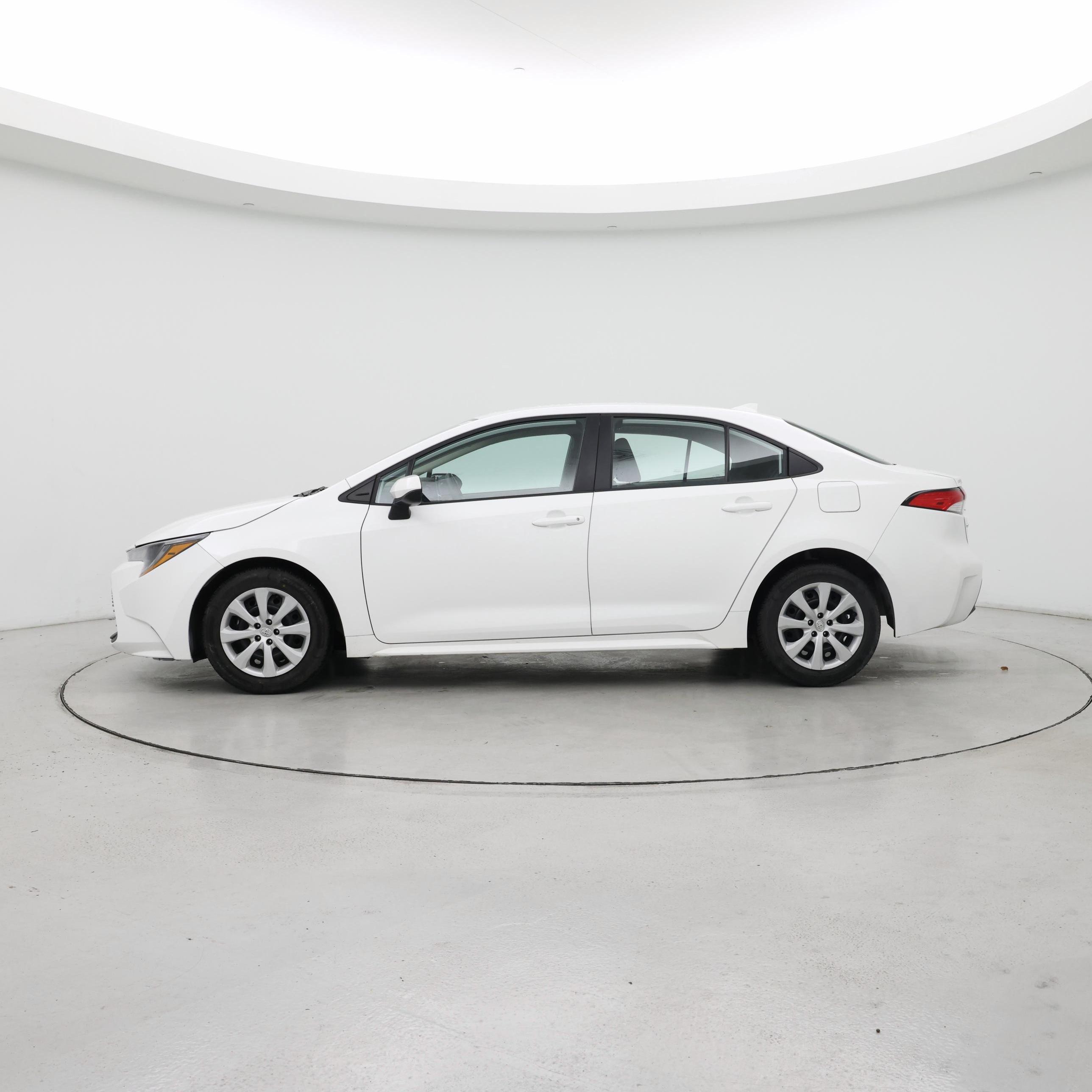 Thumbnail: 2024 Toyota Corolla - 3