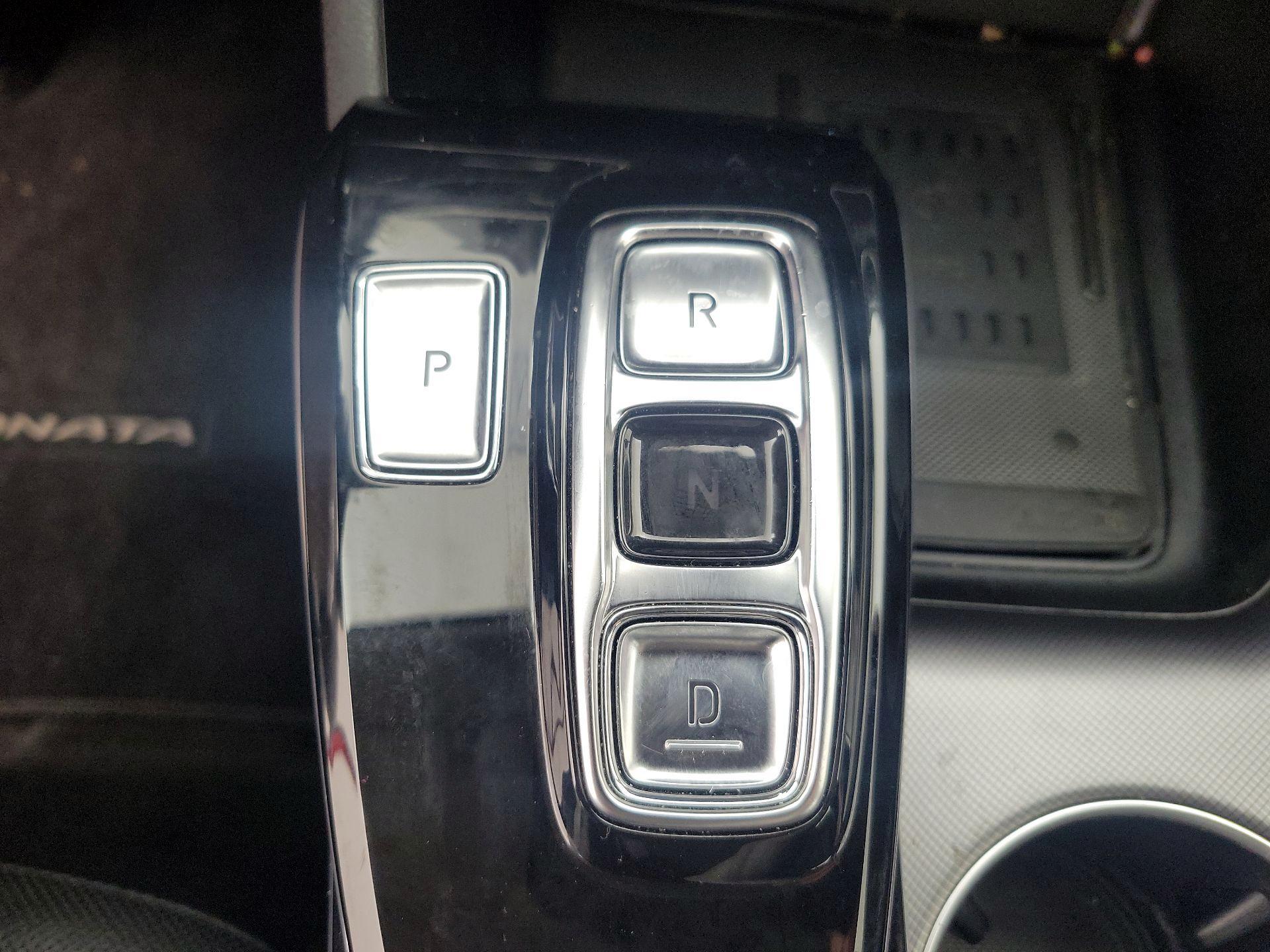 Thumbnail: 2021 Hyundai Sonata - 17