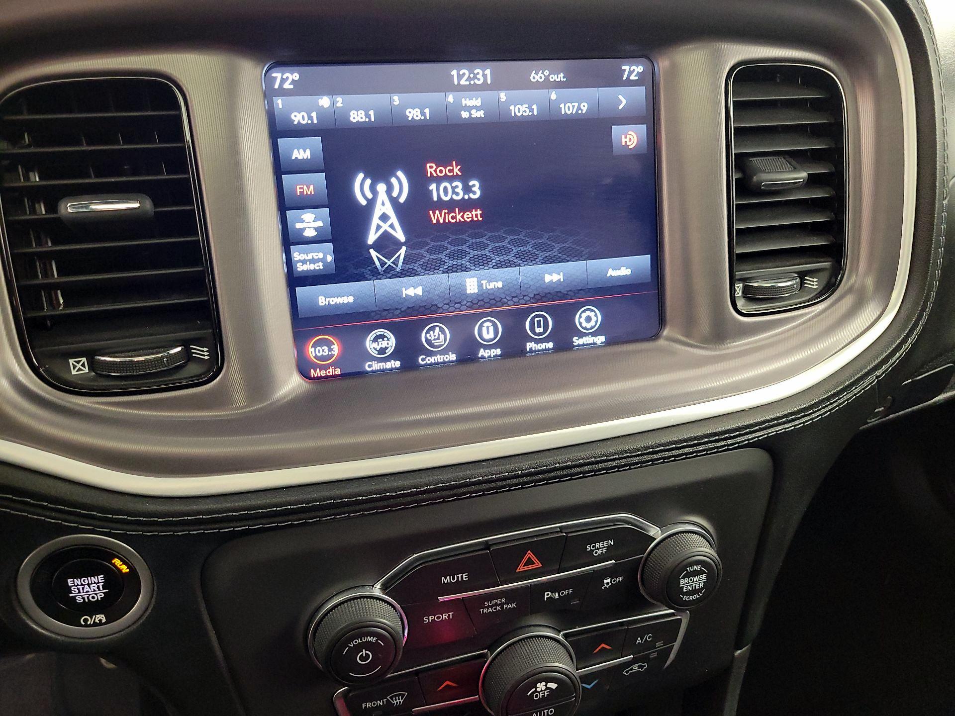 Thumbnail: 2020 Dodge Charger - 15