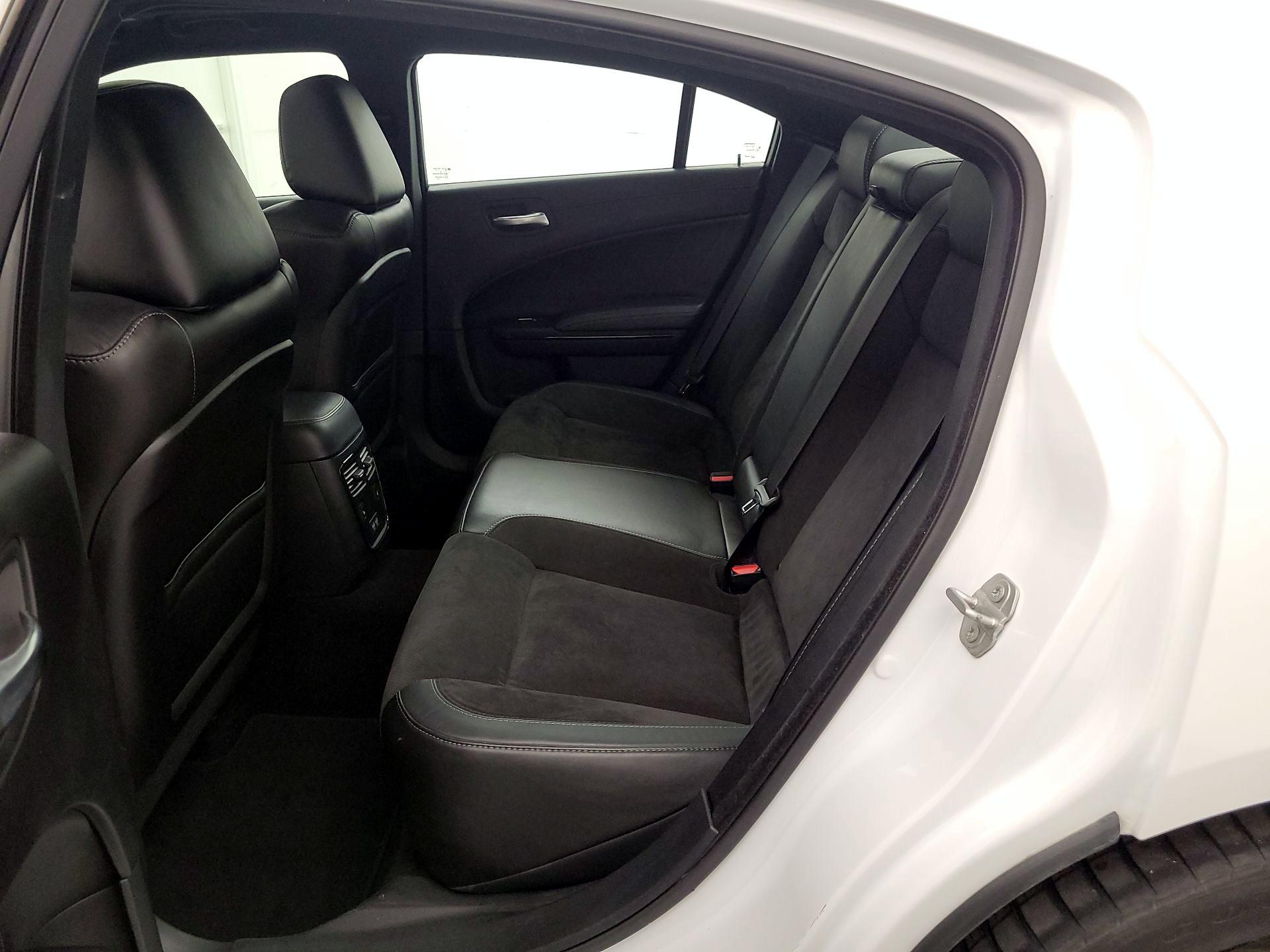 Thumbnail: 2020 Dodge Charger - 20