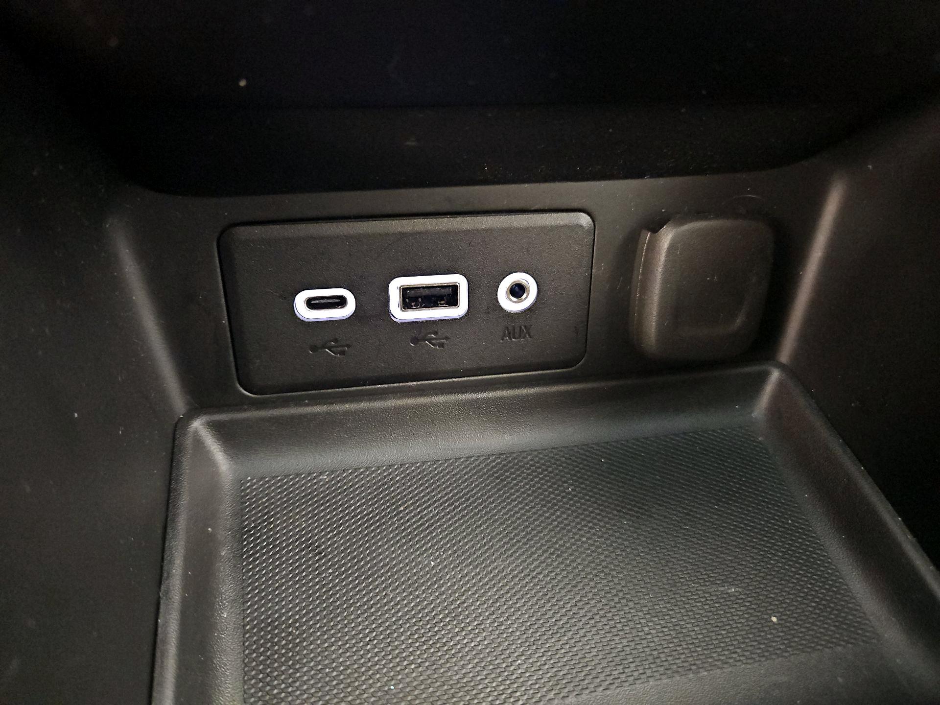 Thumbnail: 2022 GMC Terrain - 18