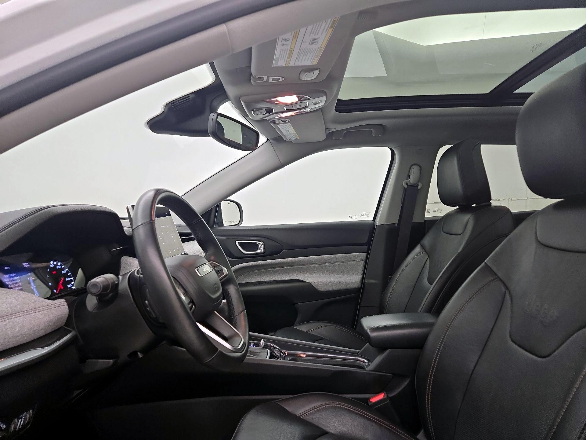 Thumbnail: 2022 Jeep Compass - 19