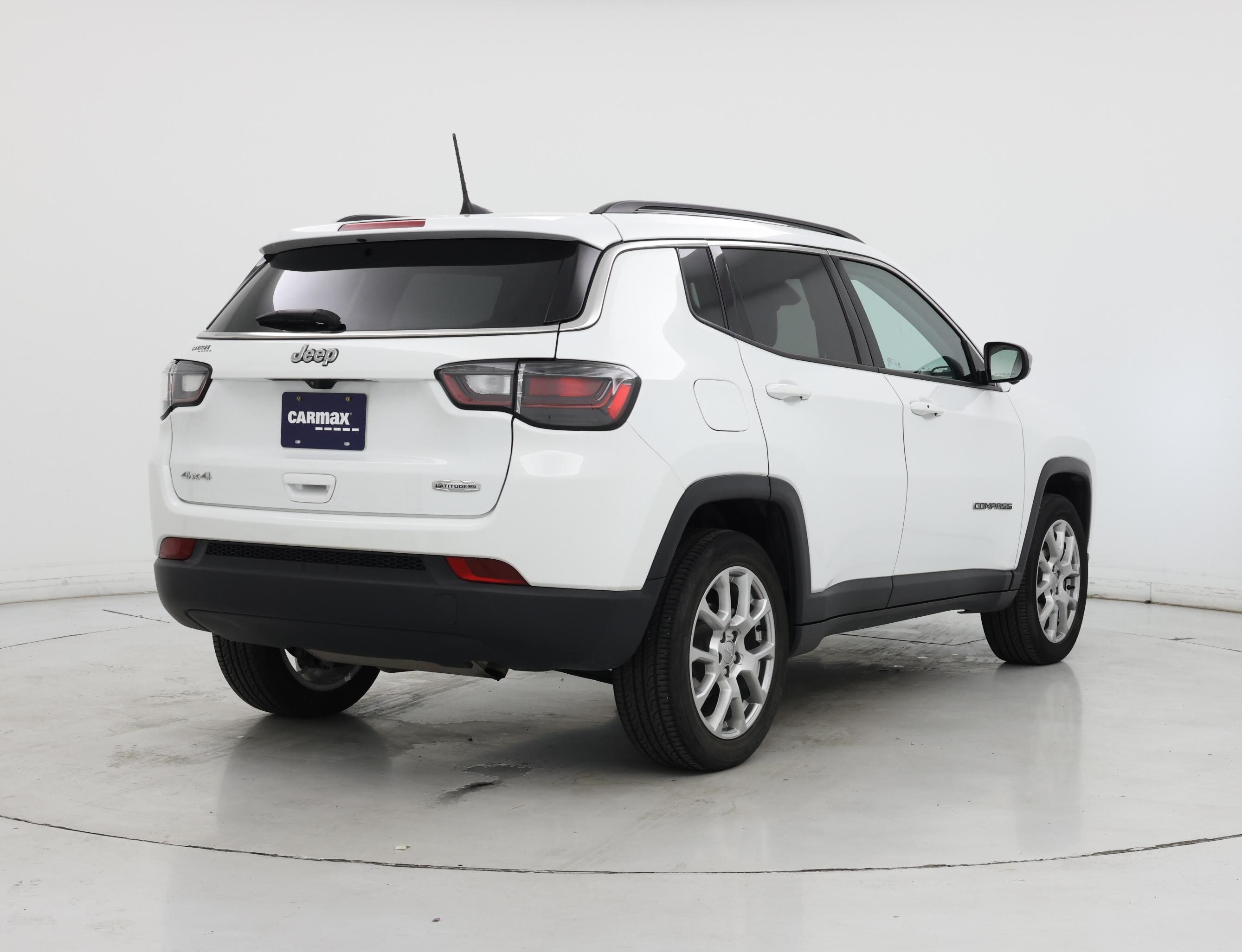Thumbnail: 2022 Jeep Compass - 8