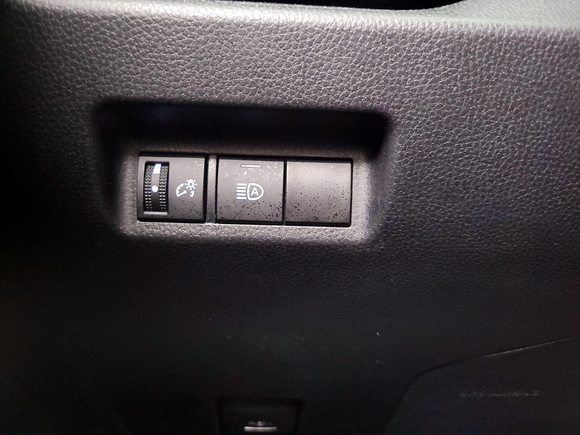 Thumbnail: 2024 Toyota RAV4 - 13