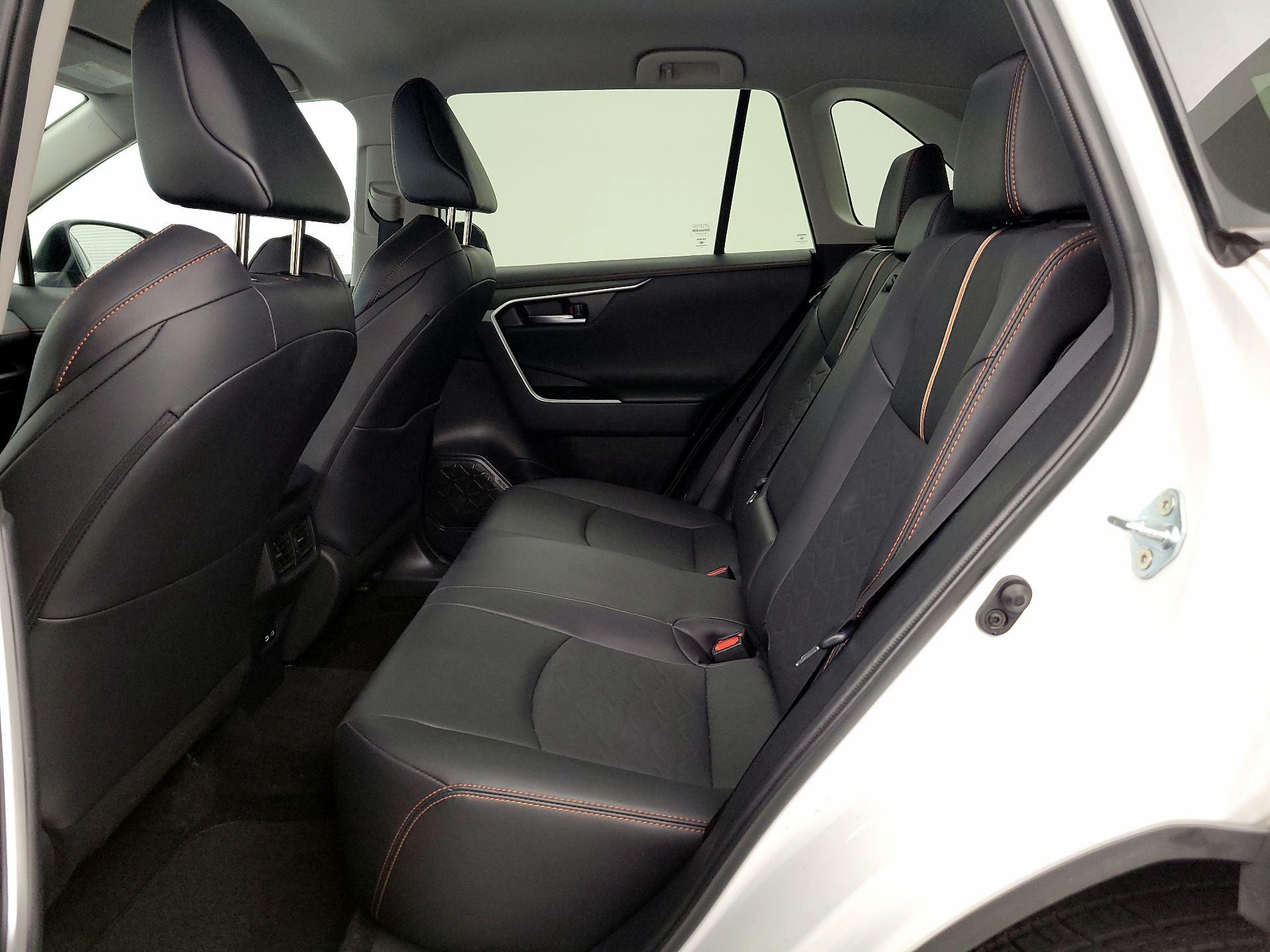 Thumbnail: 2024 Toyota RAV4 - 19