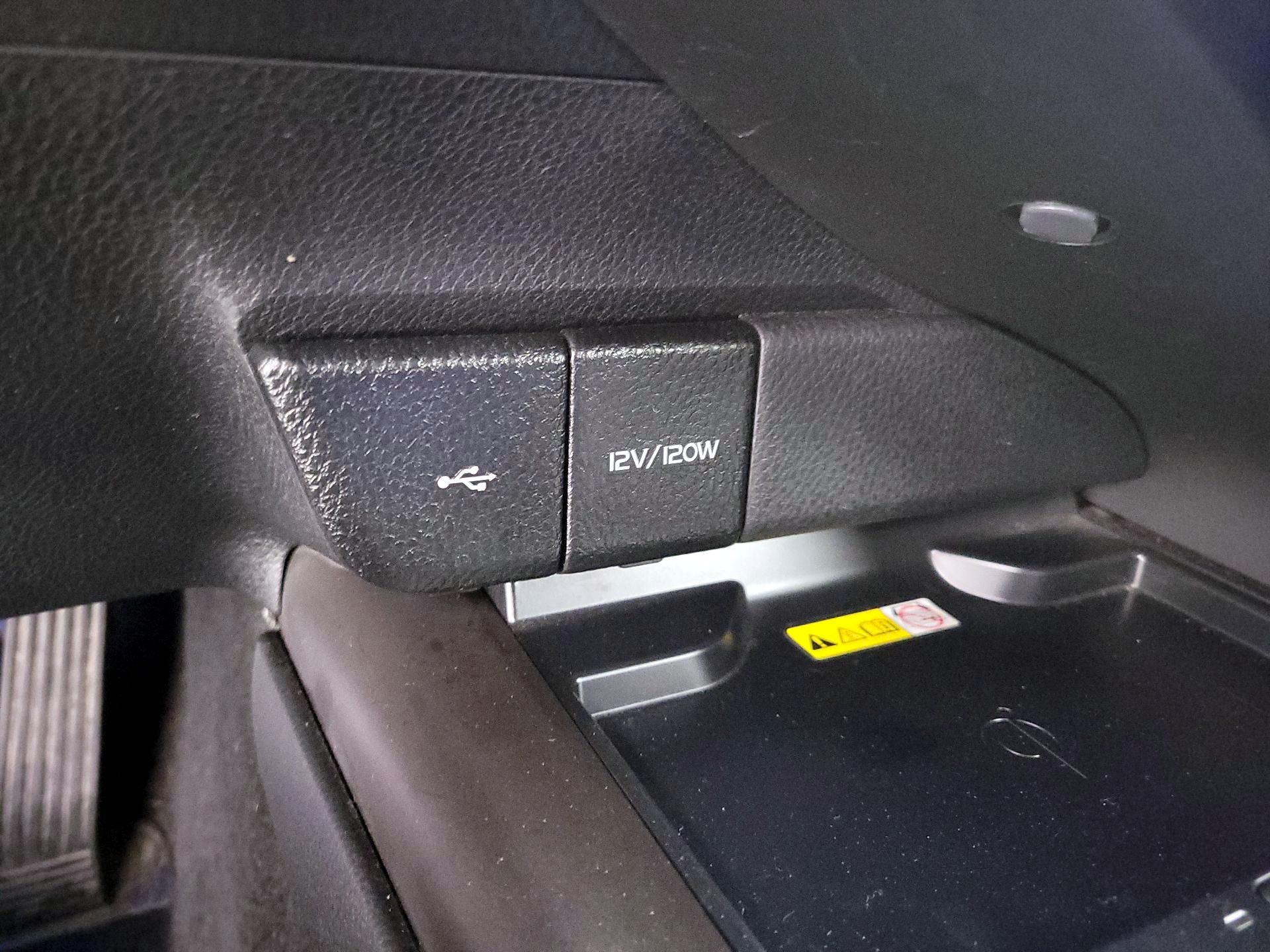 Thumbnail: 2023 Toyota Camry - 18