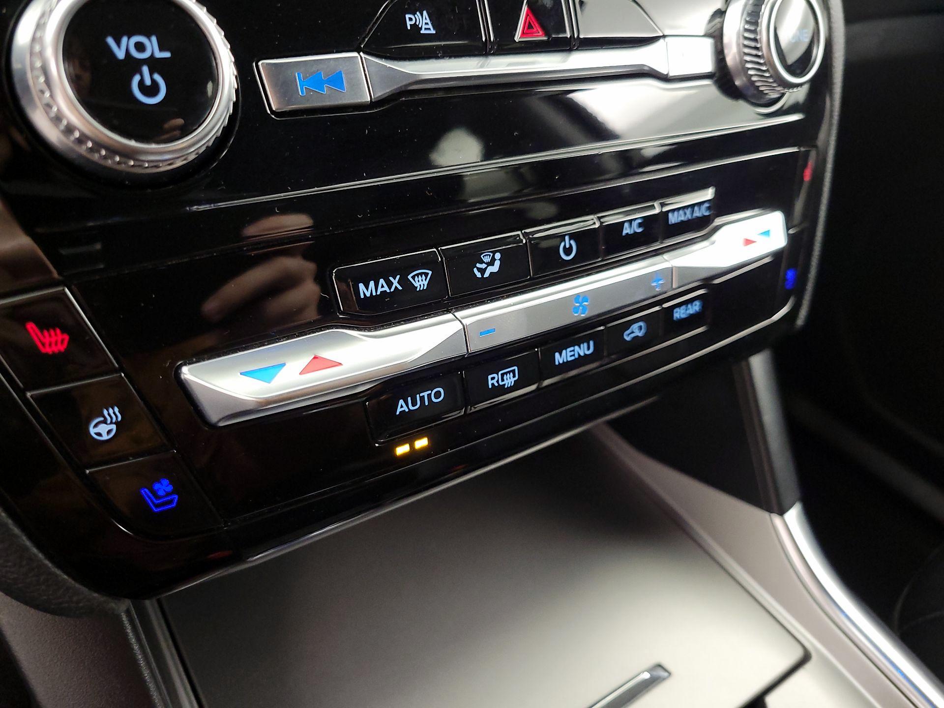 Thumbnail: 2024 Ford Explorer - 17