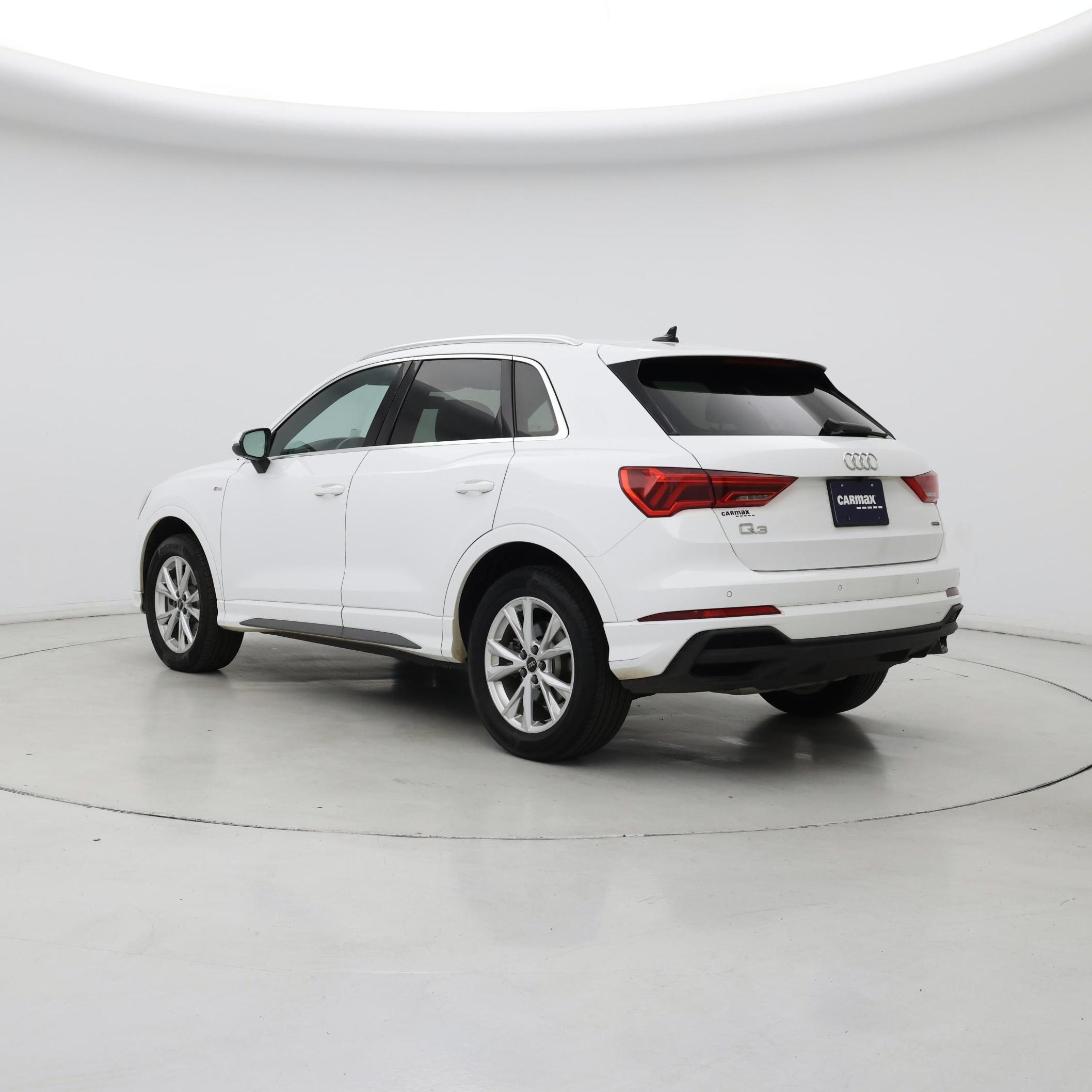 Thumbnail: 2024 Audi Q3 - 2