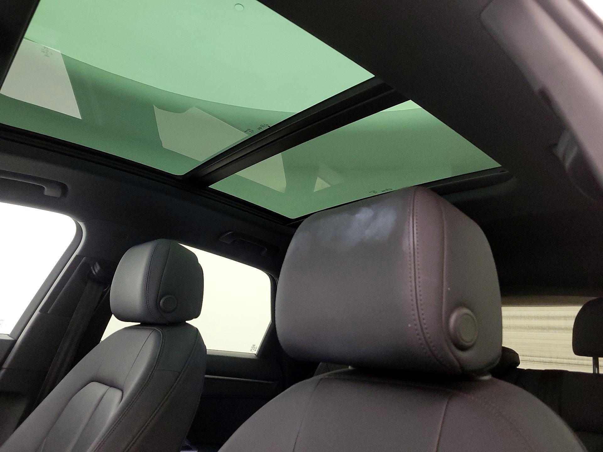 Thumbnail: 2024 Audi Q3 - 19