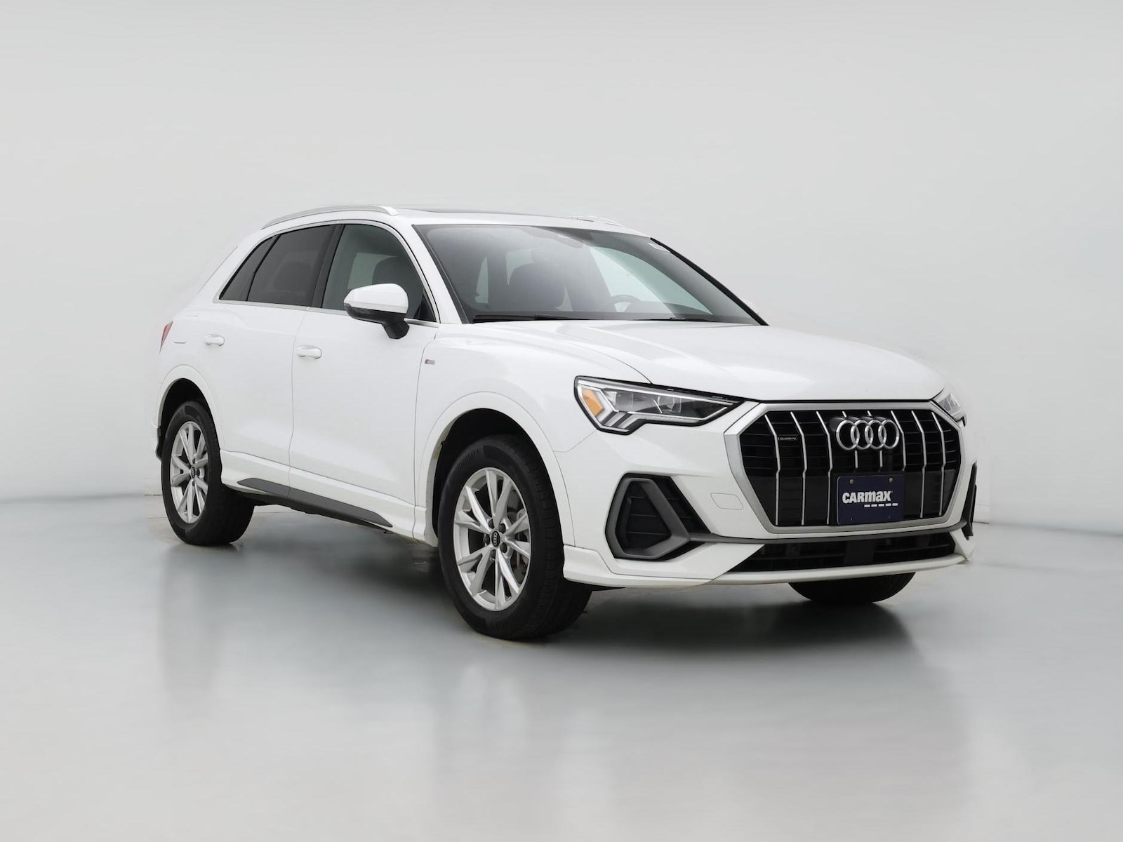 2024 Audi Q3 S Line Premium - Photo 1