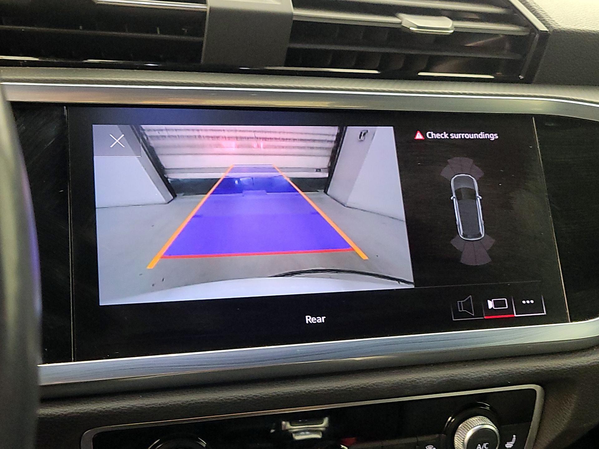 Thumbnail: 2024 Audi Q3 - 14