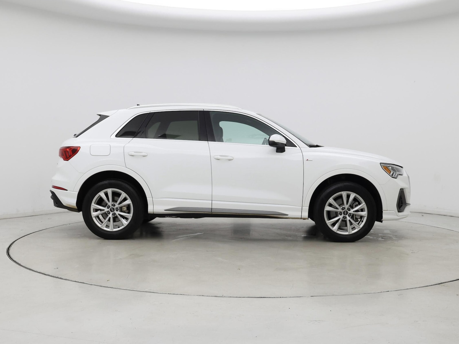 2024 Audi Q3 S Line Premium - Photo 8