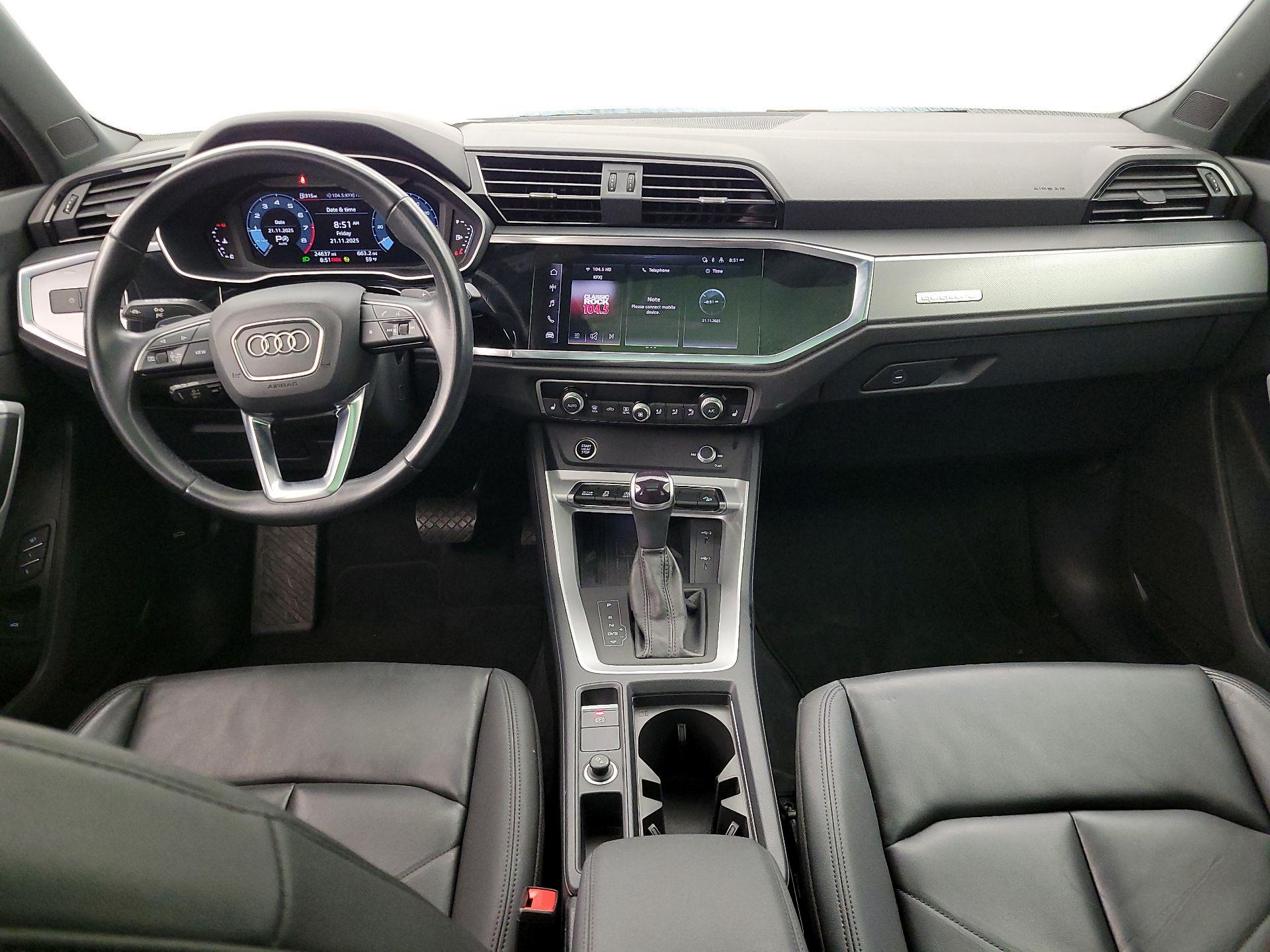 Thumbnail: 2024 Audi Q3 - 9